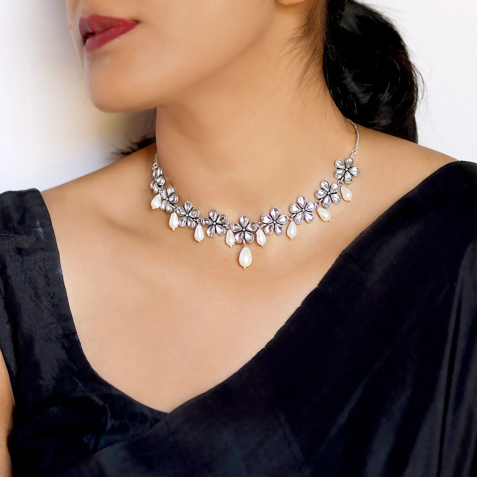 Abhita Floral Polki Silver Oxidized Necklace - Image 2