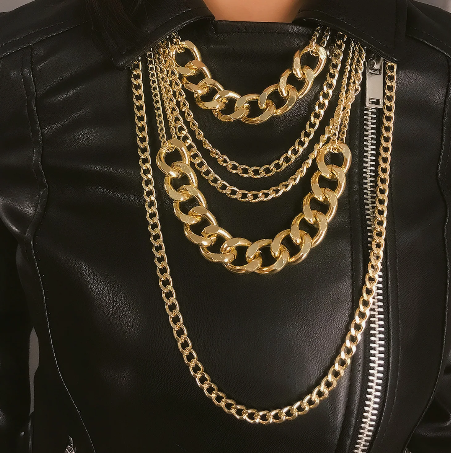 Alice Chain Link Gold Layered Necklace - Image 7