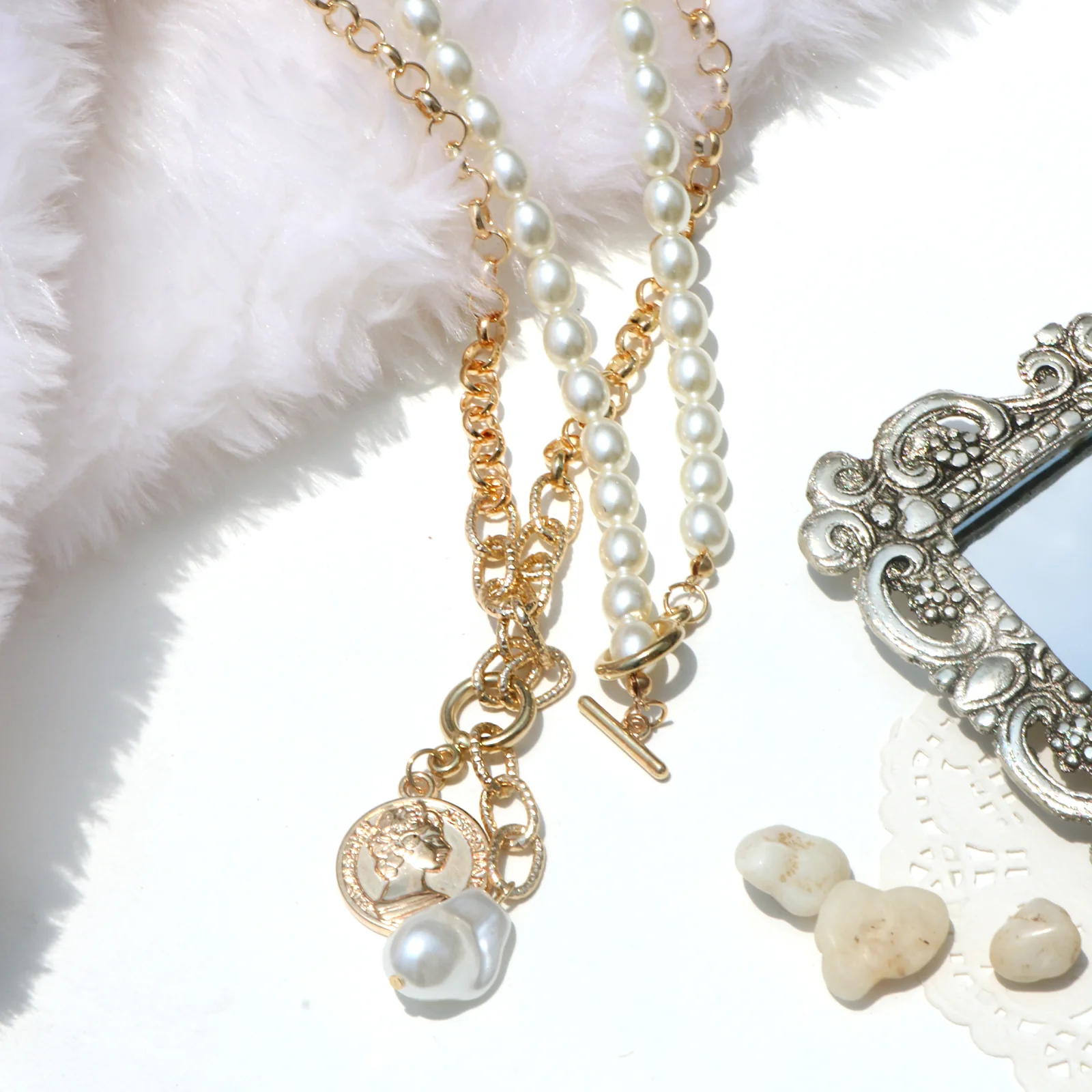 Alluring Pearl and Gold Chain Link Layered Necklace - Image 2