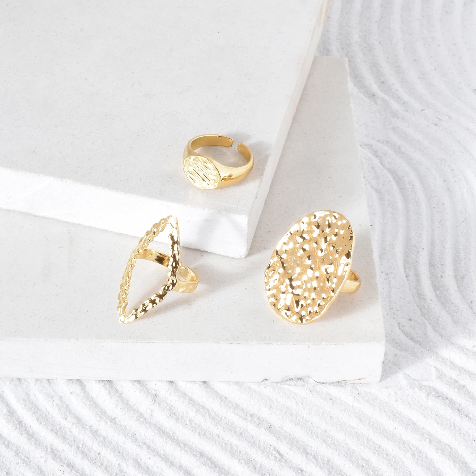 Ariadne Gold Ring Set - Image 2