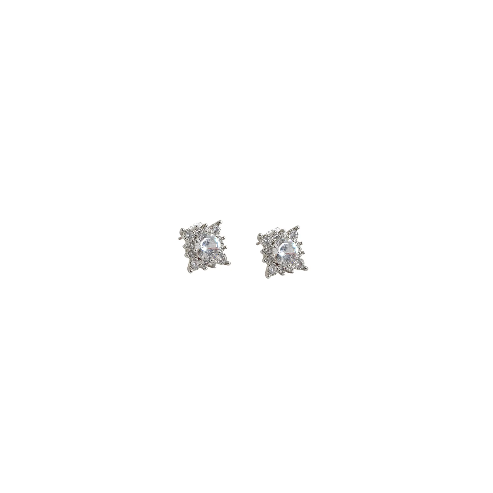 Aspen Airy Earrings - Image 5