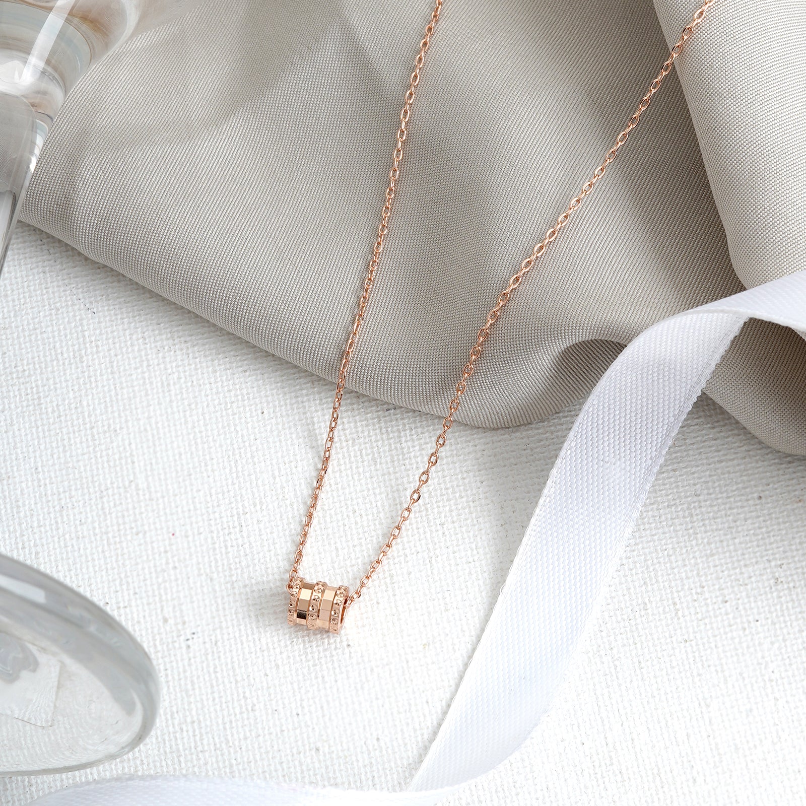 Auburn Barrel Rose Gold Necklace - Image 2