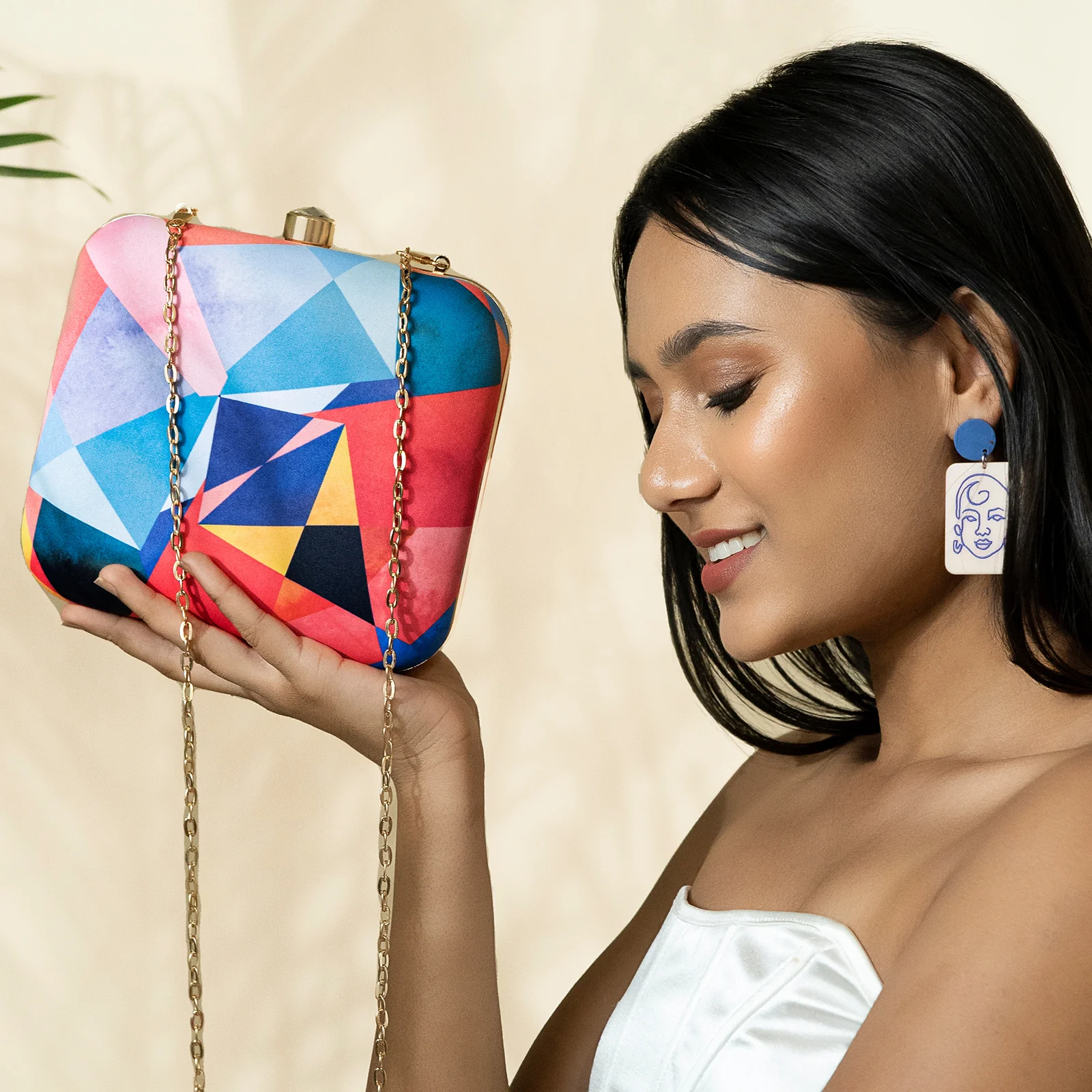 Berry Curacao Multicolour Printed Clutch - Image 2