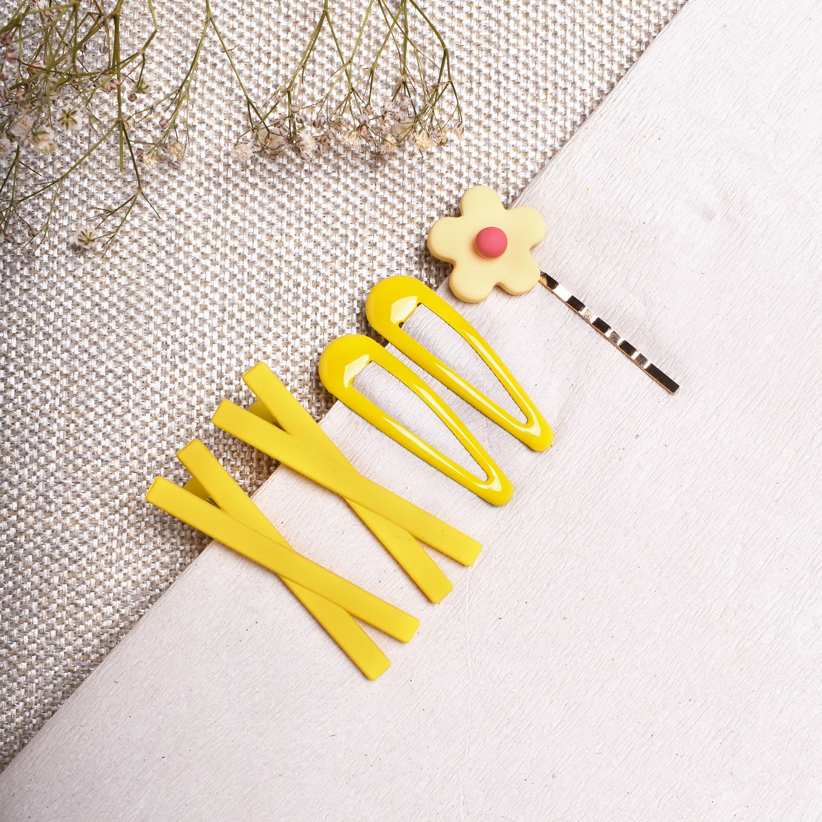 Bewitched Rako Yellow Hairpin Set - Image 2