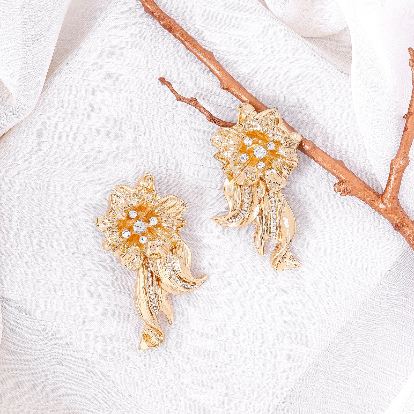 Calendula Gold Earrings - Image 2
