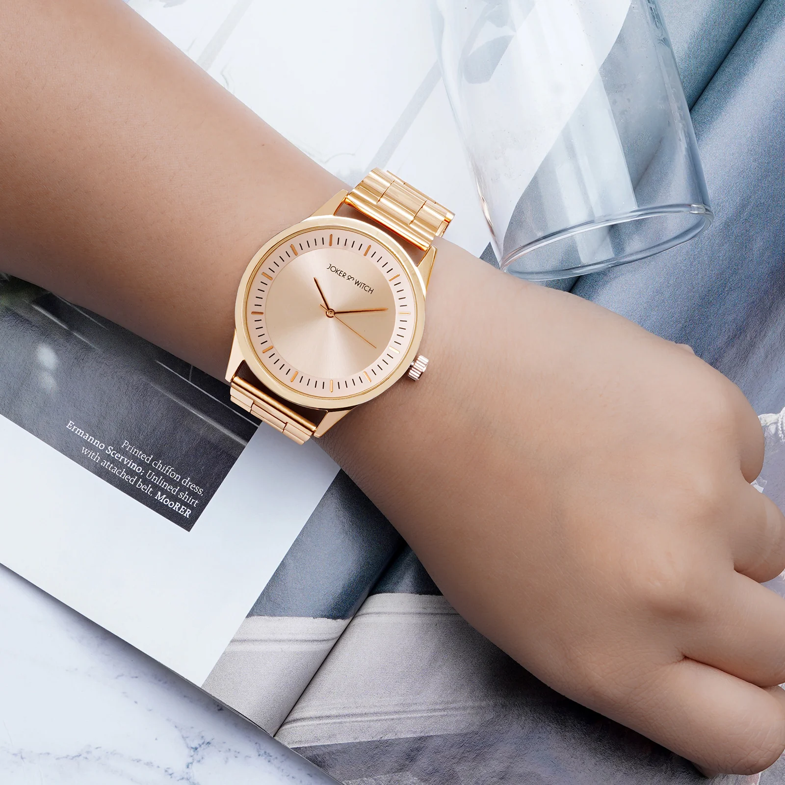 Carioca Rose Gold Large Dial Linked Chain Strap Unisex Watch - Image 4