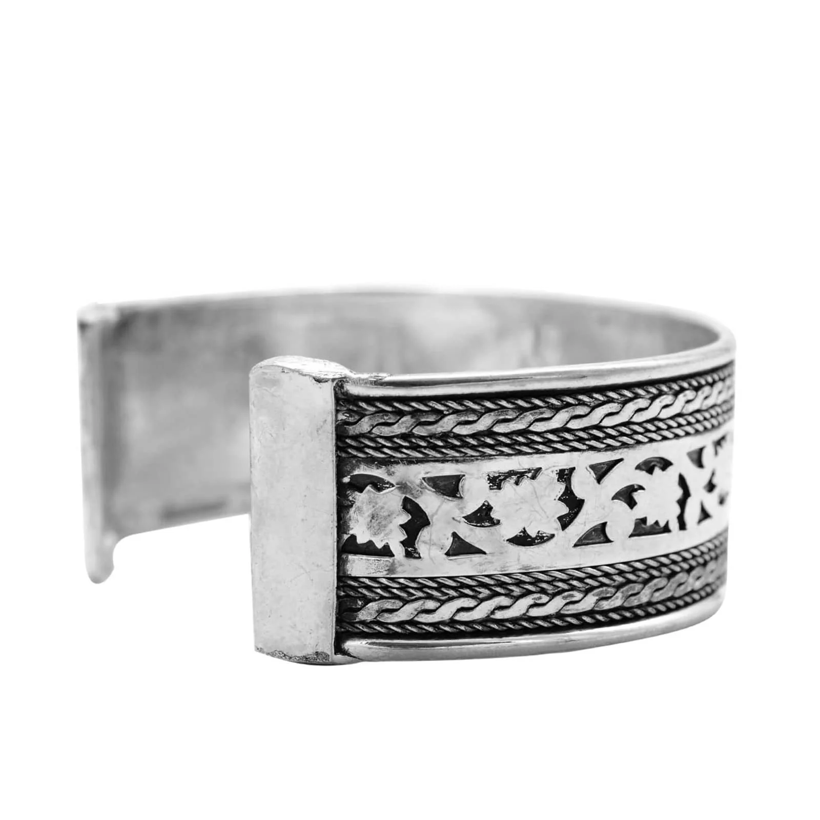 Chaya Floral Embossed Silver Oxidized Cuff - Image 5