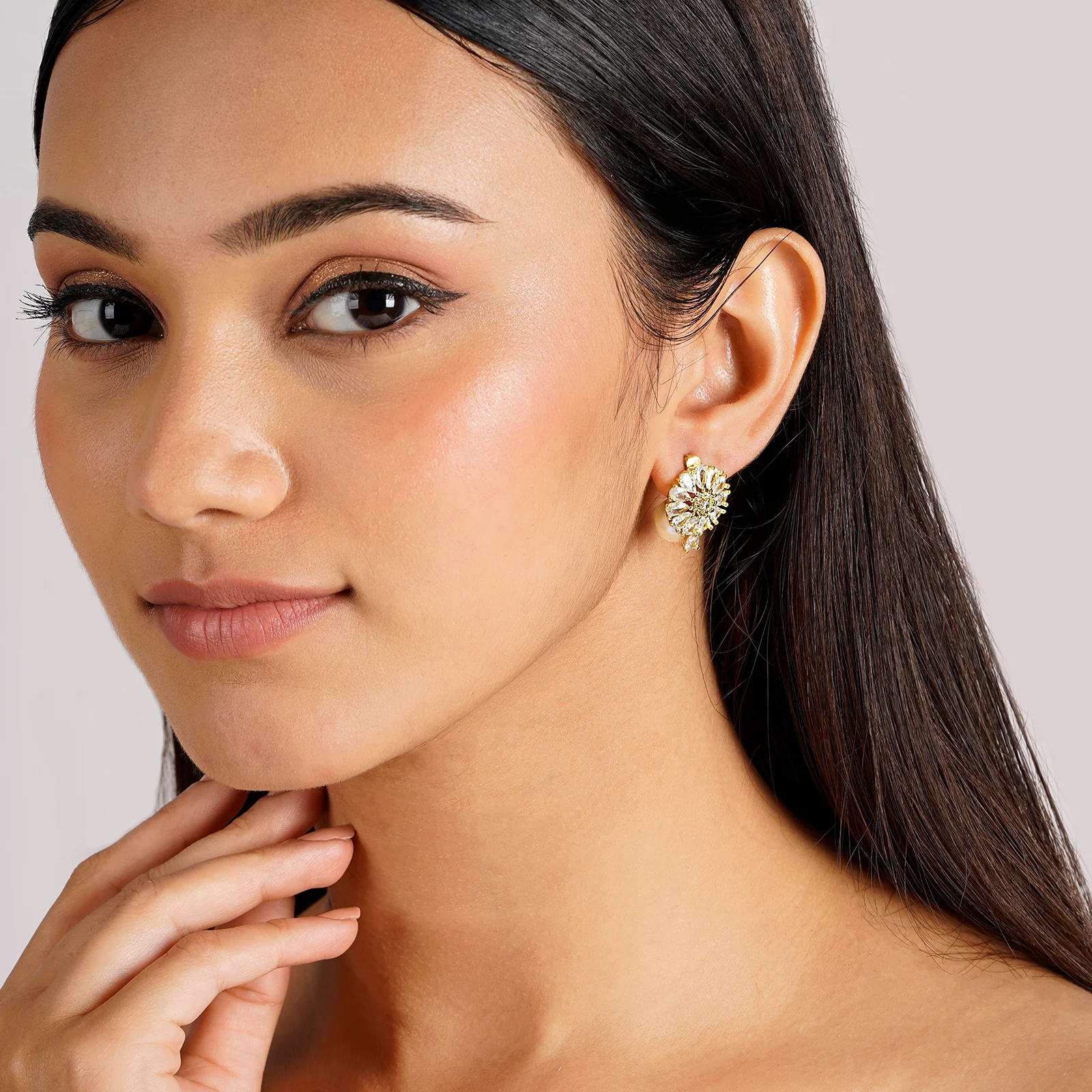 Chic Drop Earrings - Image 2