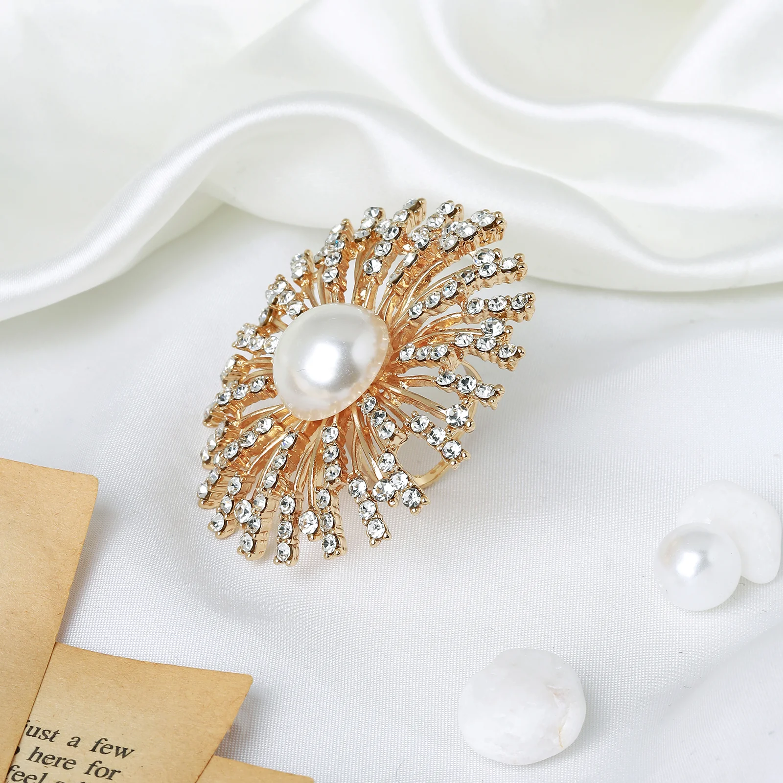 Nissa Pearl Gold Ring - Image 2
