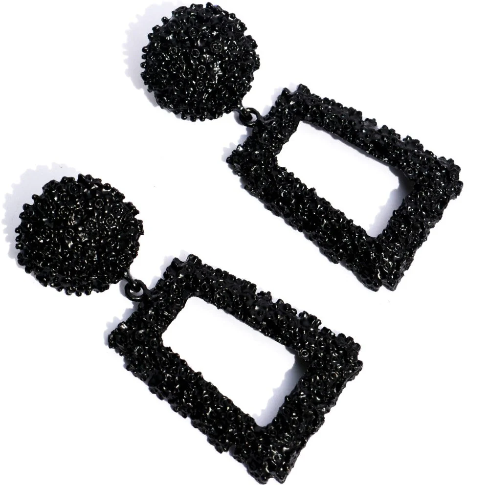 Crumbled Roses Metallic Black Party Earrings - Image 6