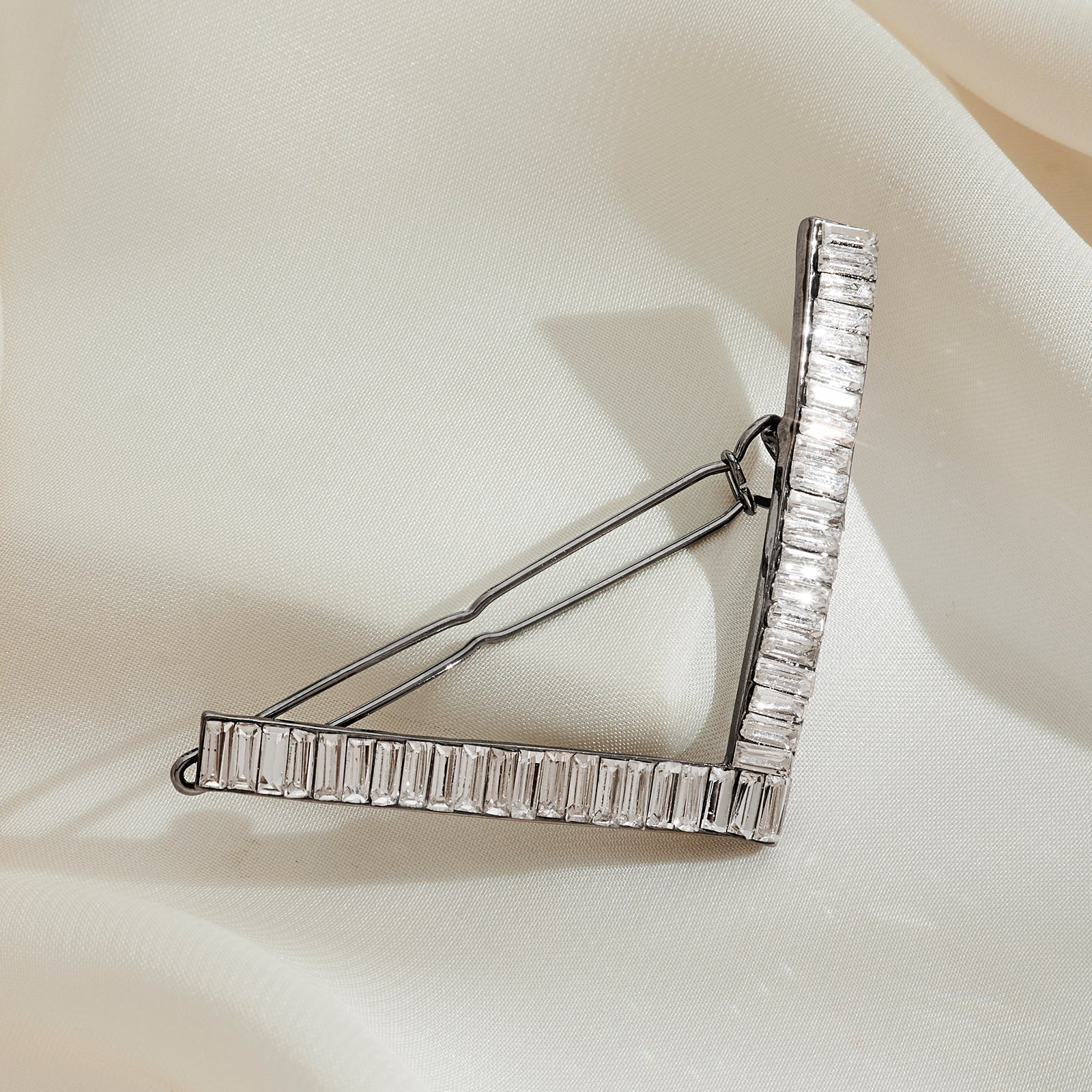 Cynthia Minimal Rhinestone Hairpin - Image 2