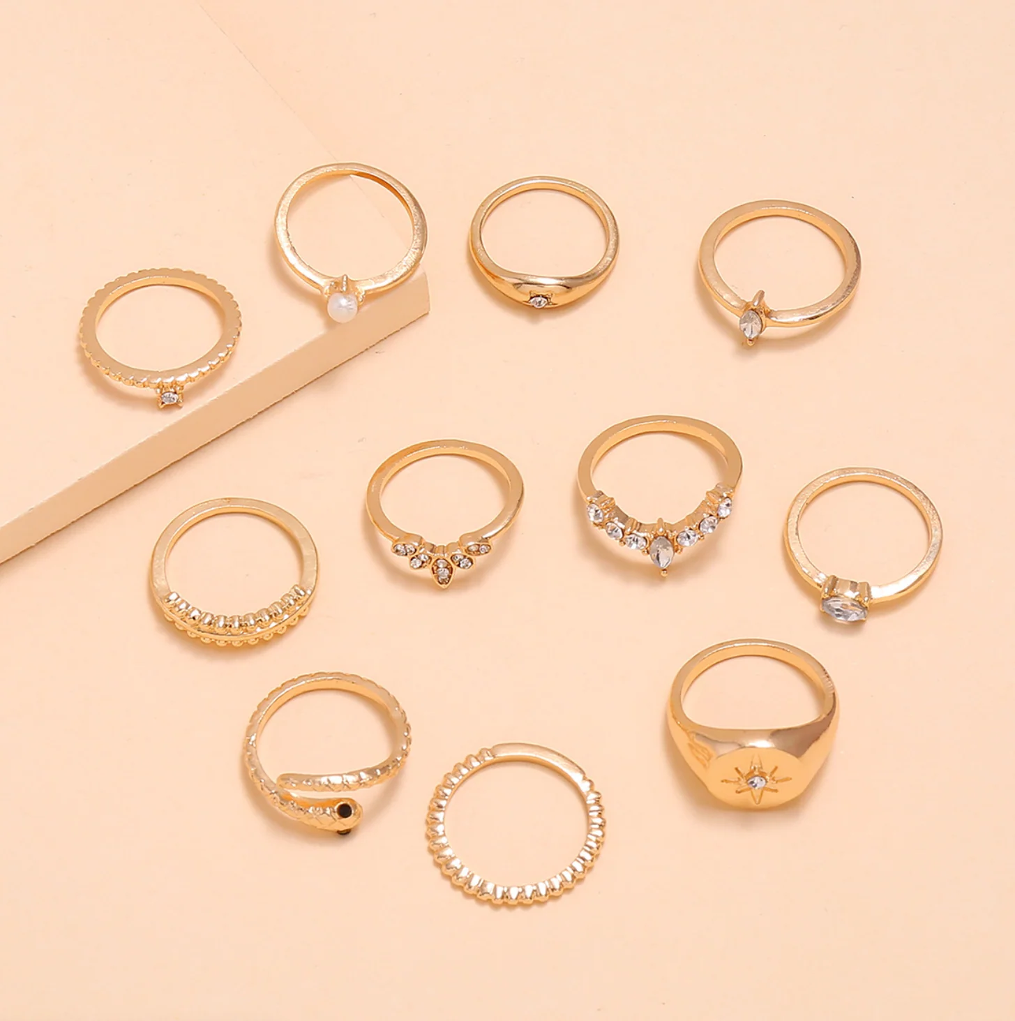 Dare To Be Gold Set of 11 Rings - Image 7