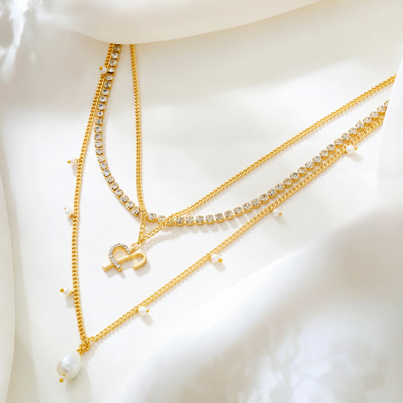 Eva Monogram Gold Necklace - Image 2