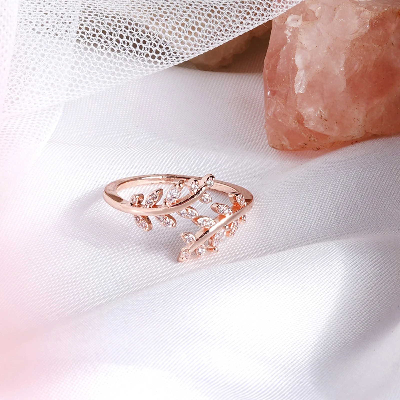 Falla Rhinestones Rose Gold Ring - Image 3