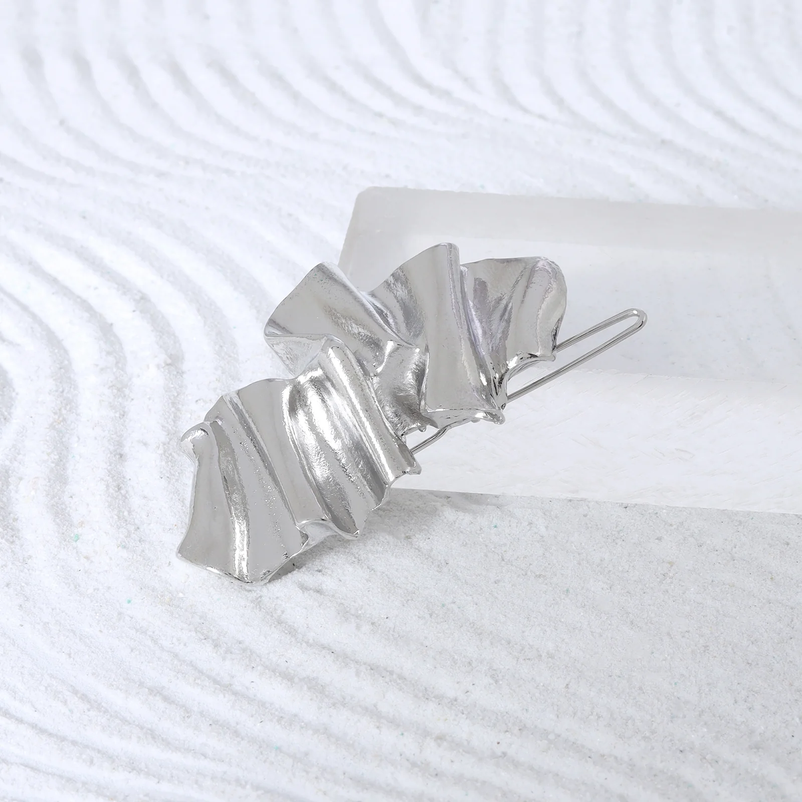 Faye Silver Hairclip - Image 2