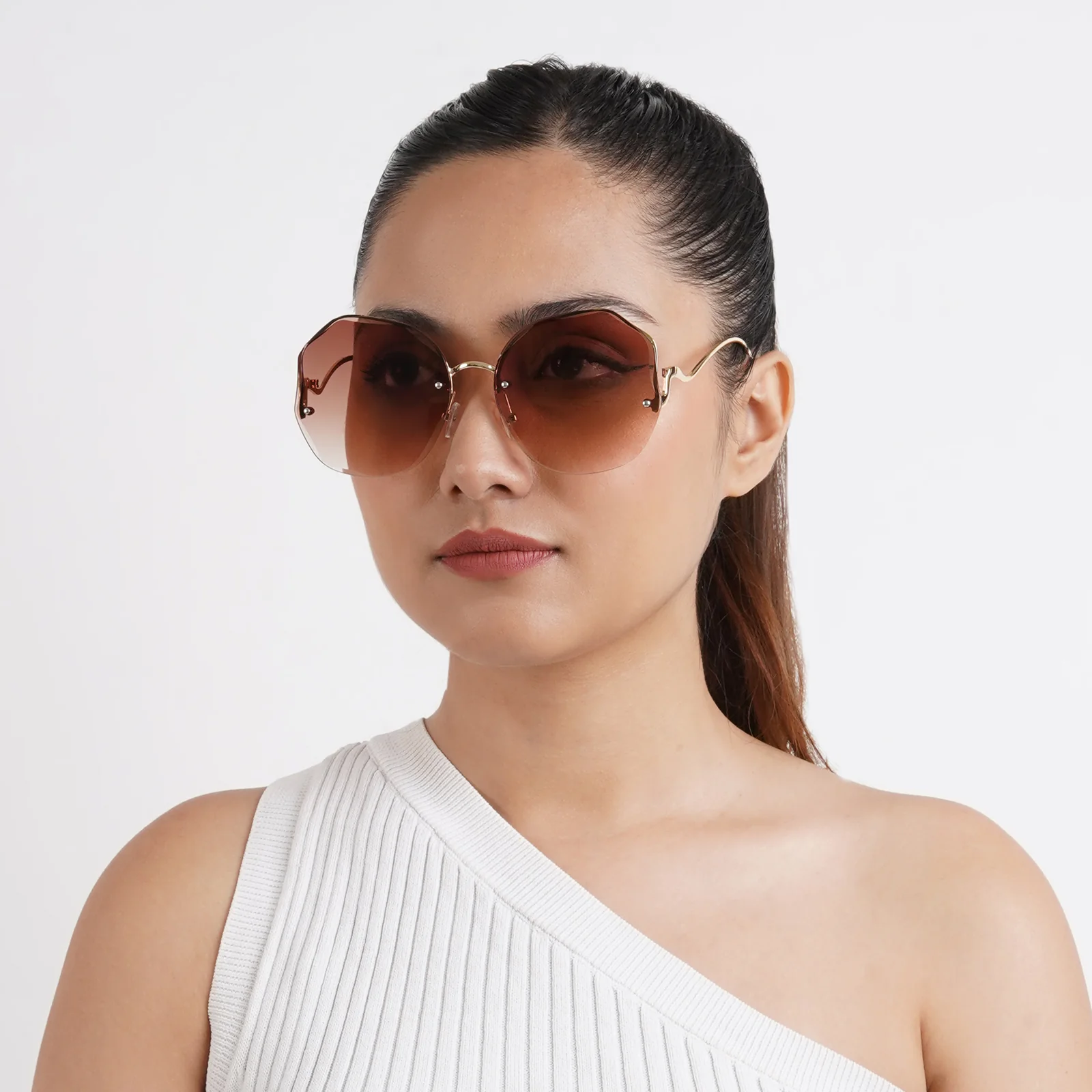 Fetucia Octagon Round  Brown  Sunglasses - Image 2
