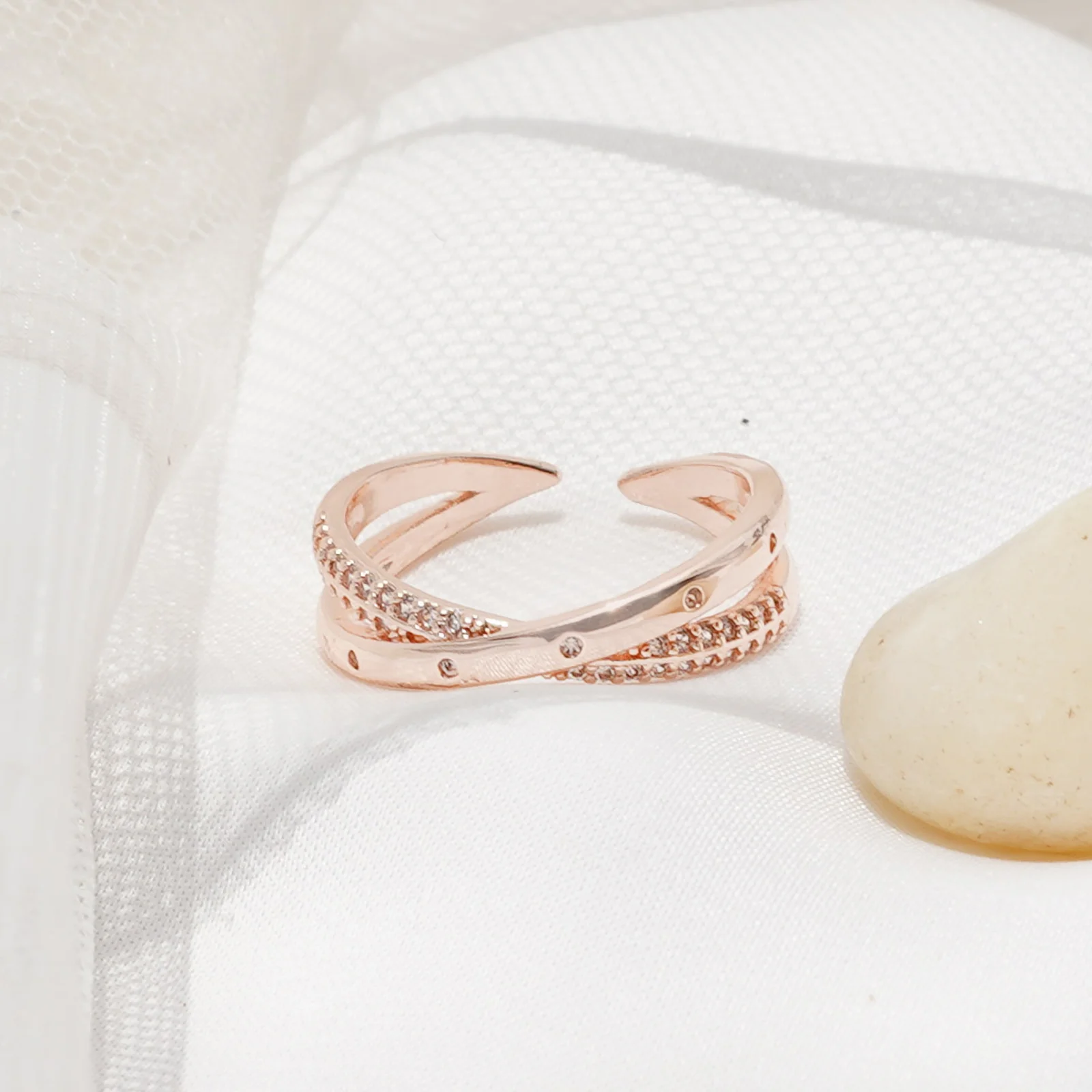 Fortuna Dainty Rosegold Ring - Image 2