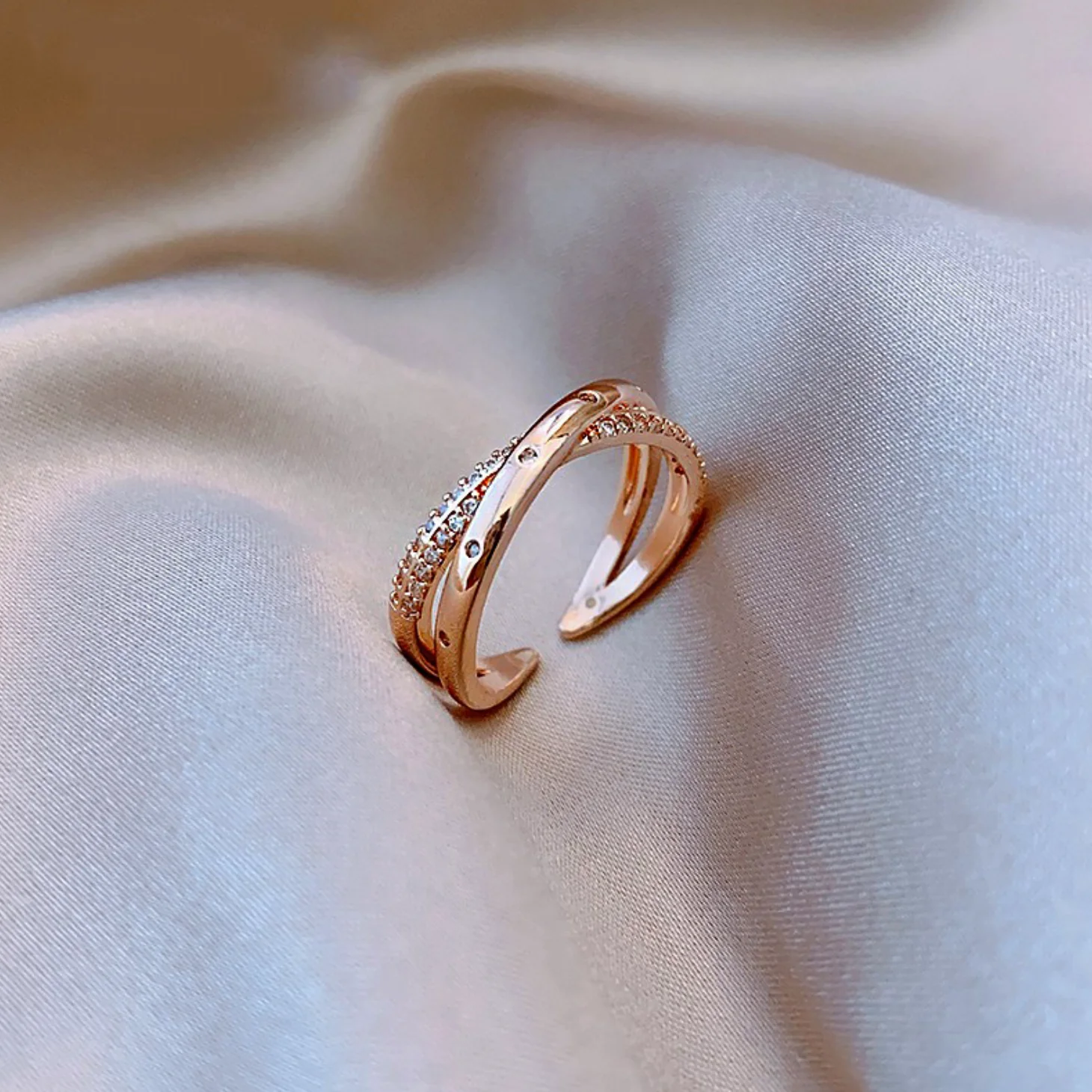 Fortuna Dainty Rosegold Ring - Image 3