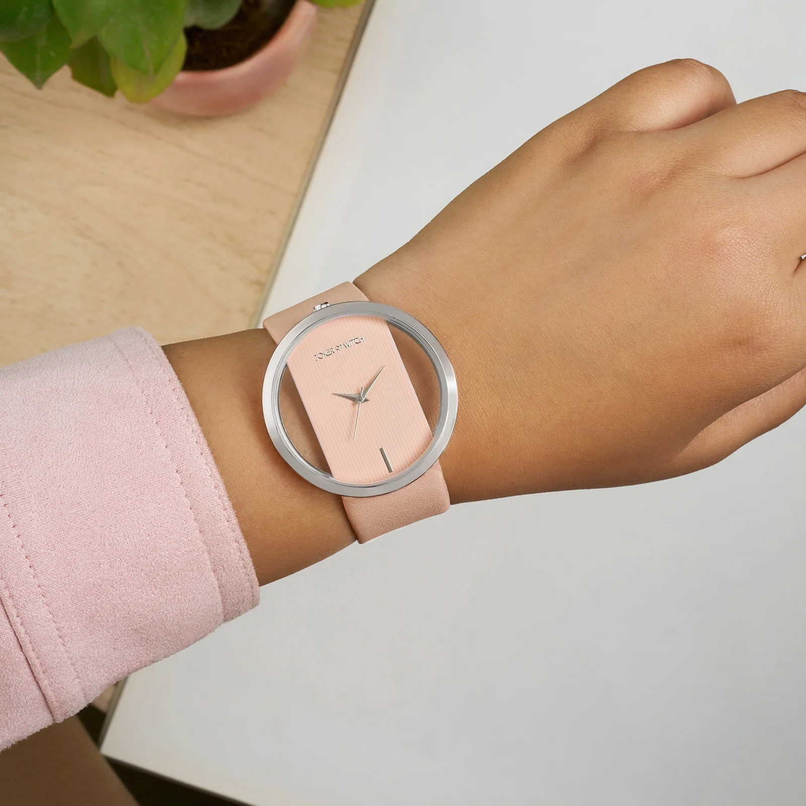 Futuristic Silver Pink Large Dial PU Strap Women's Watch - Image 2