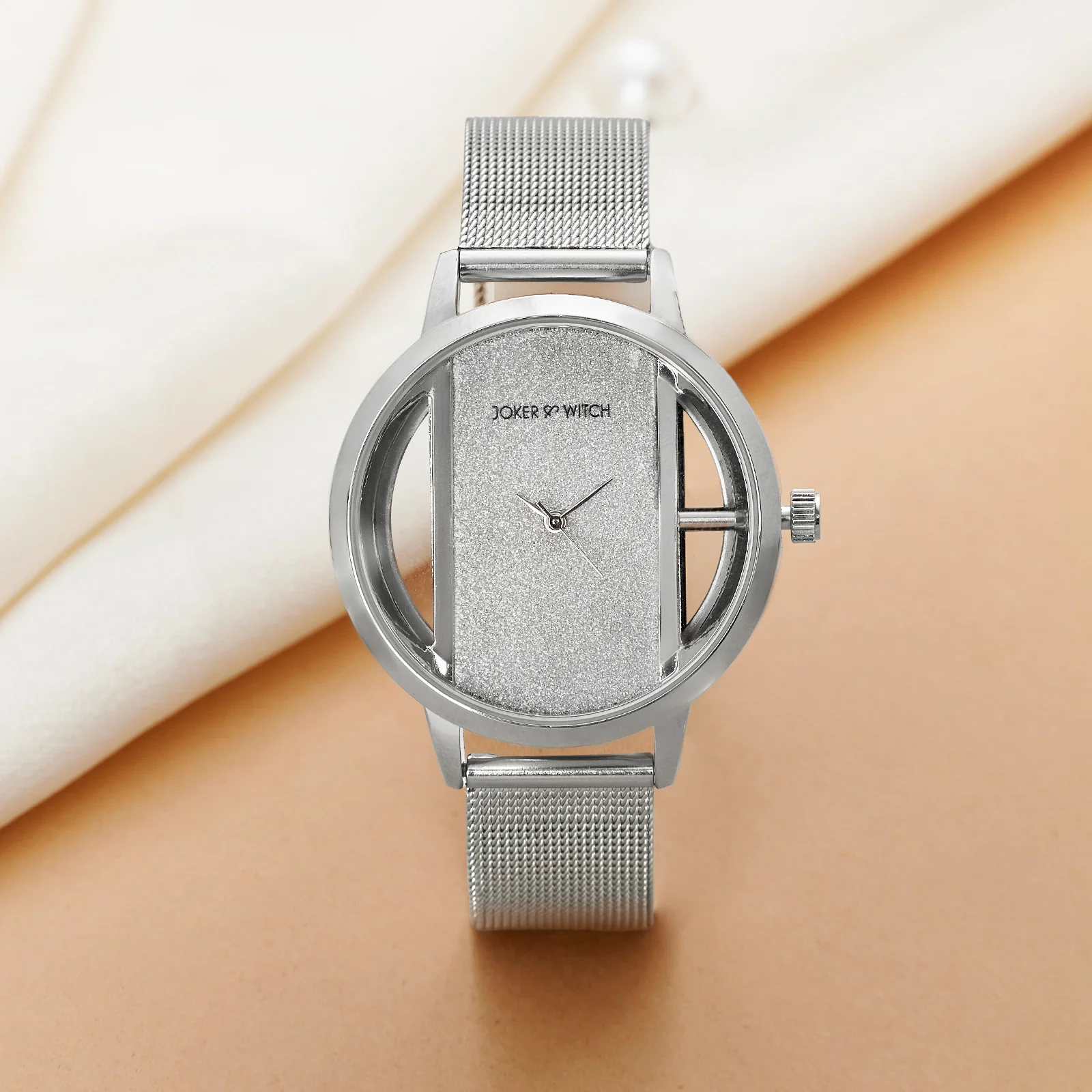 Futuristic Silver Large Glitter Dial Mesh Strap Women's Watch - Image 2