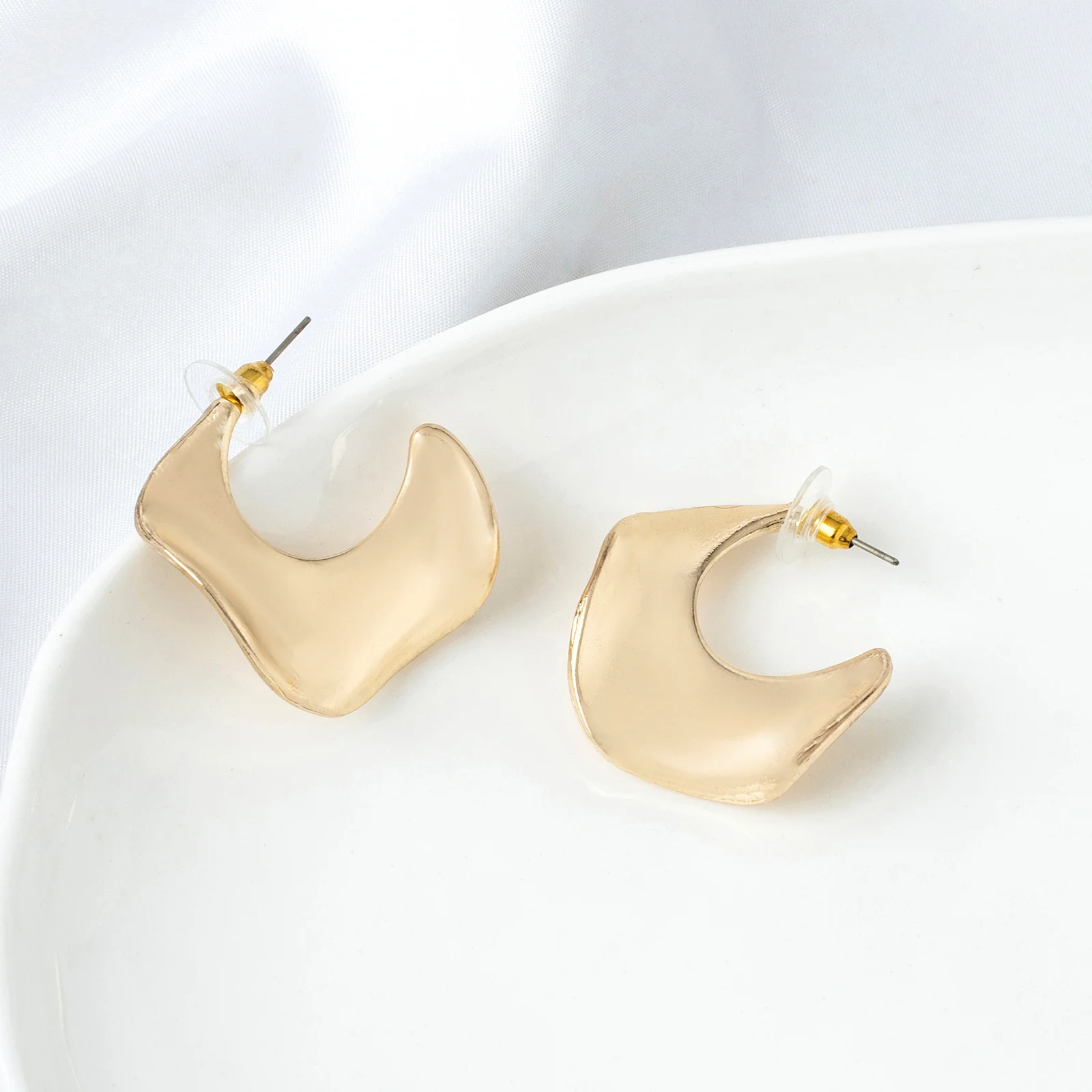 Gizelle Gold Hoop Earring - Image 2