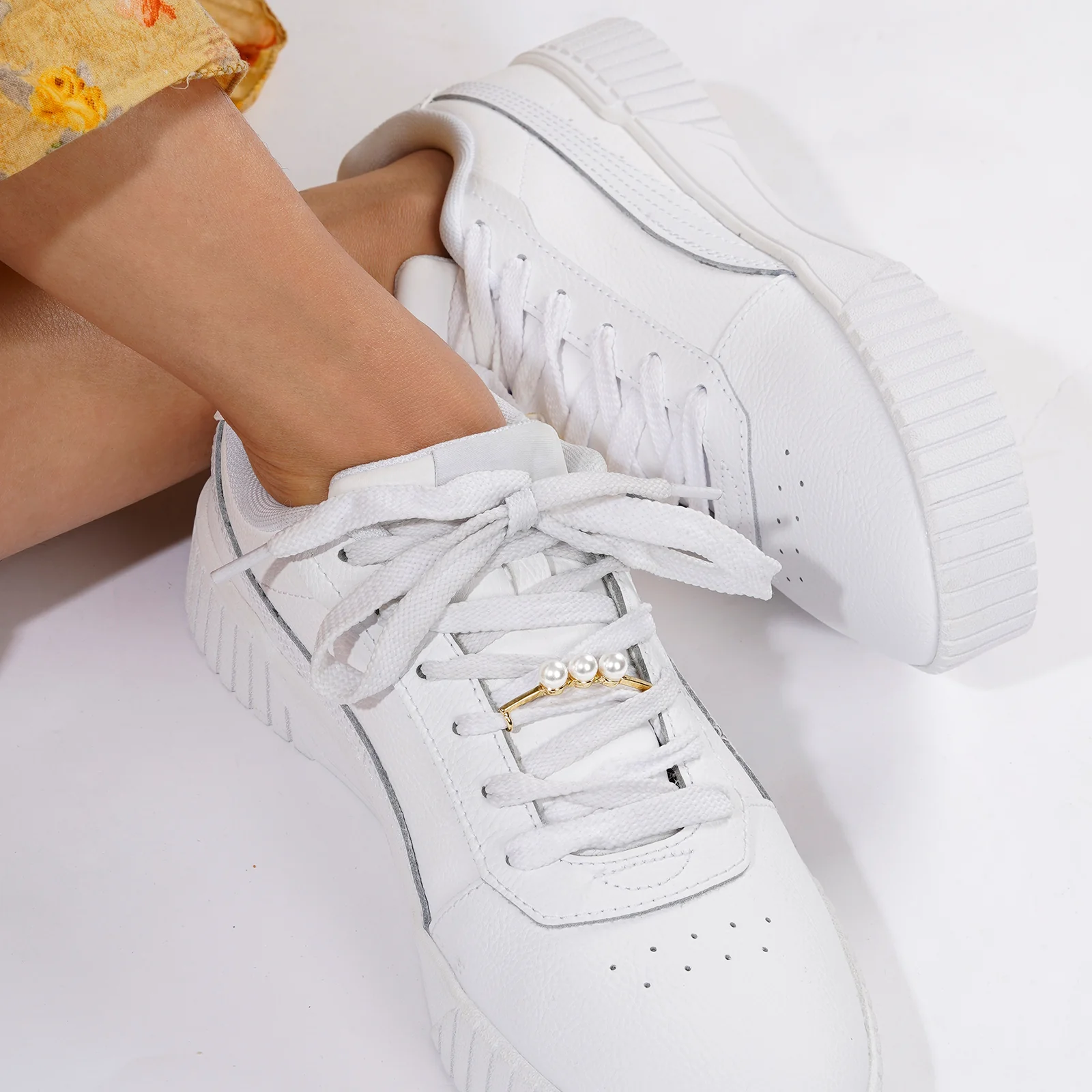 Glimmering Pearl Shoe Charm - Image 2