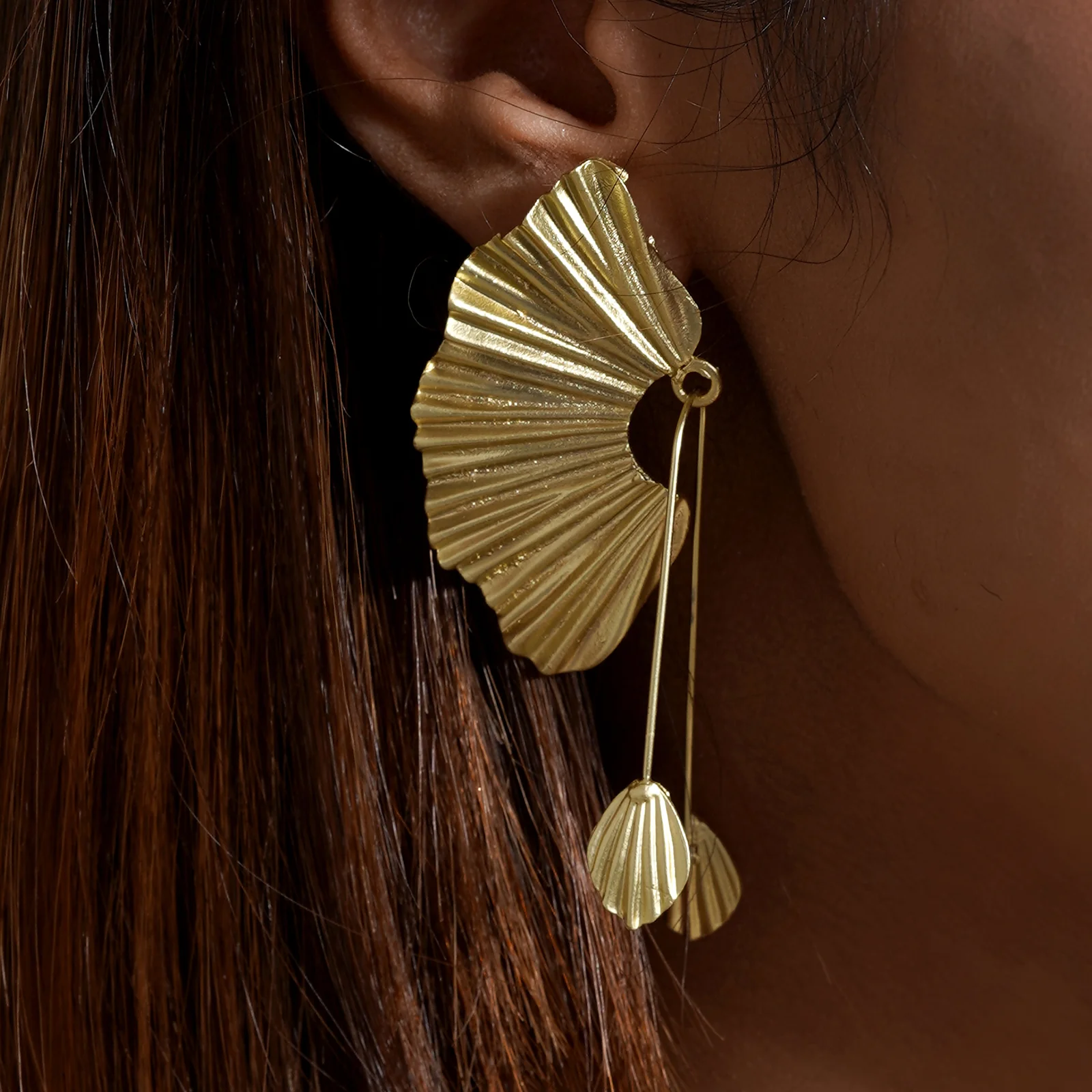 Gold Flair Drop Earring - Image 2
