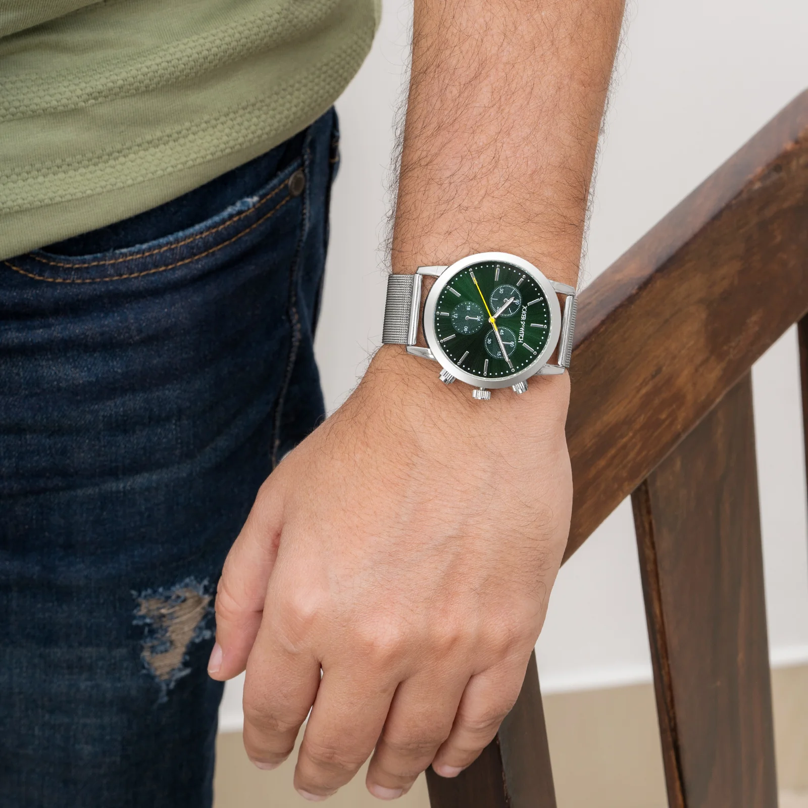 Granite Green Large Dial Silver Mesh Strap Men's Watch - Image 2