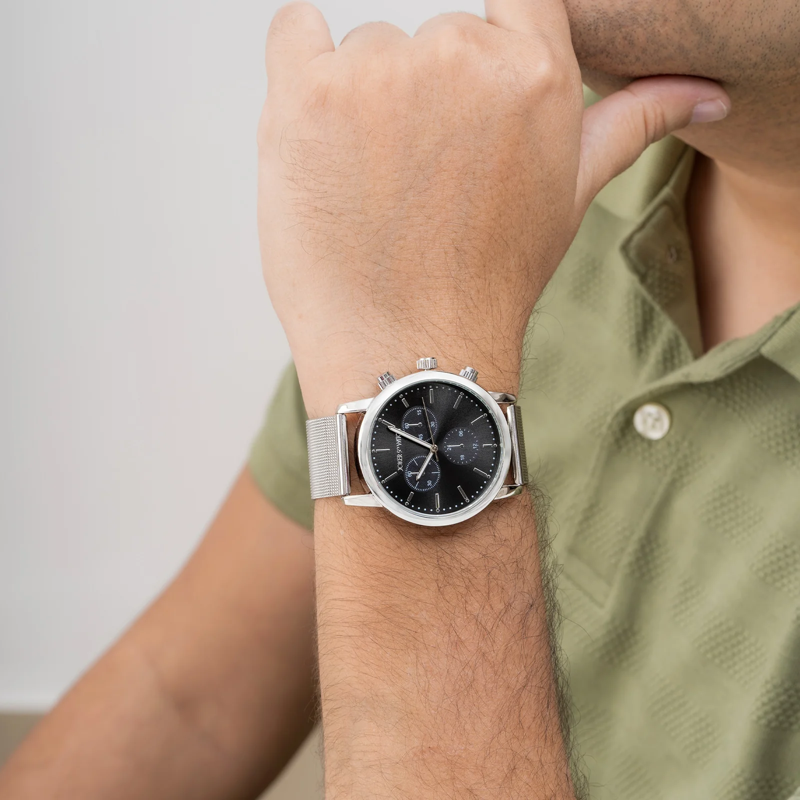 Granite Grey Large Dial Silver Mesh Strap Men's Watch - Image 2