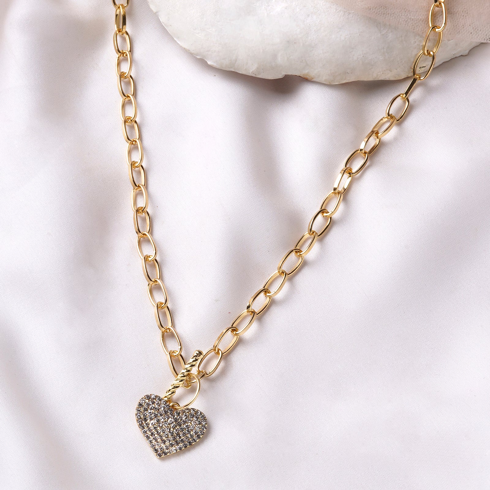 Bewitched Heart Eyes Linked Gold Necklace - Image 2