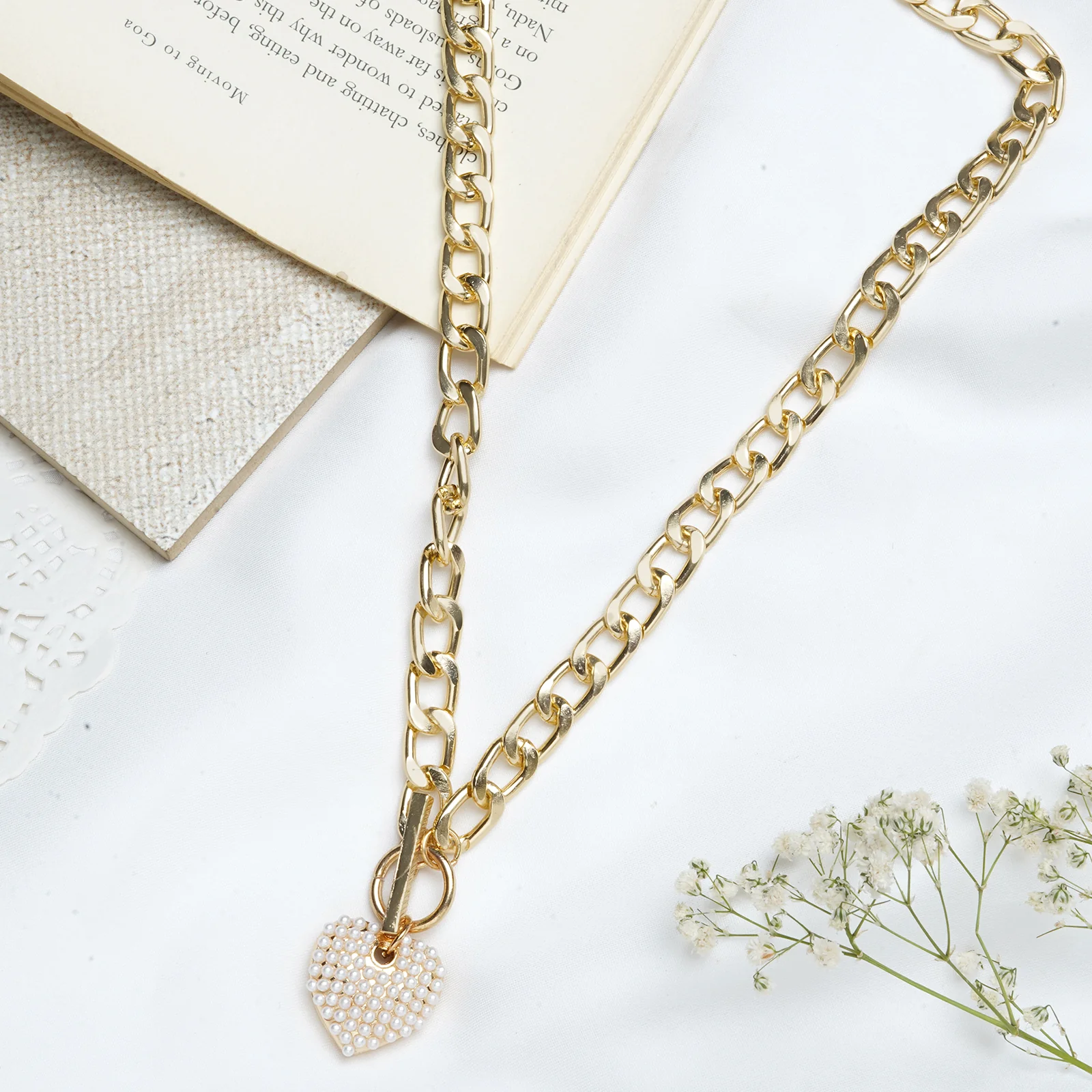 Heart Pearl Charm Gold Chain Link Necklace - Image 4