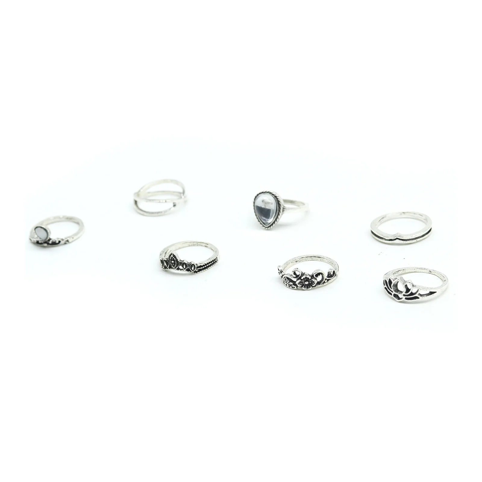 Ira Set Of 7 Midi Rings - Image 4