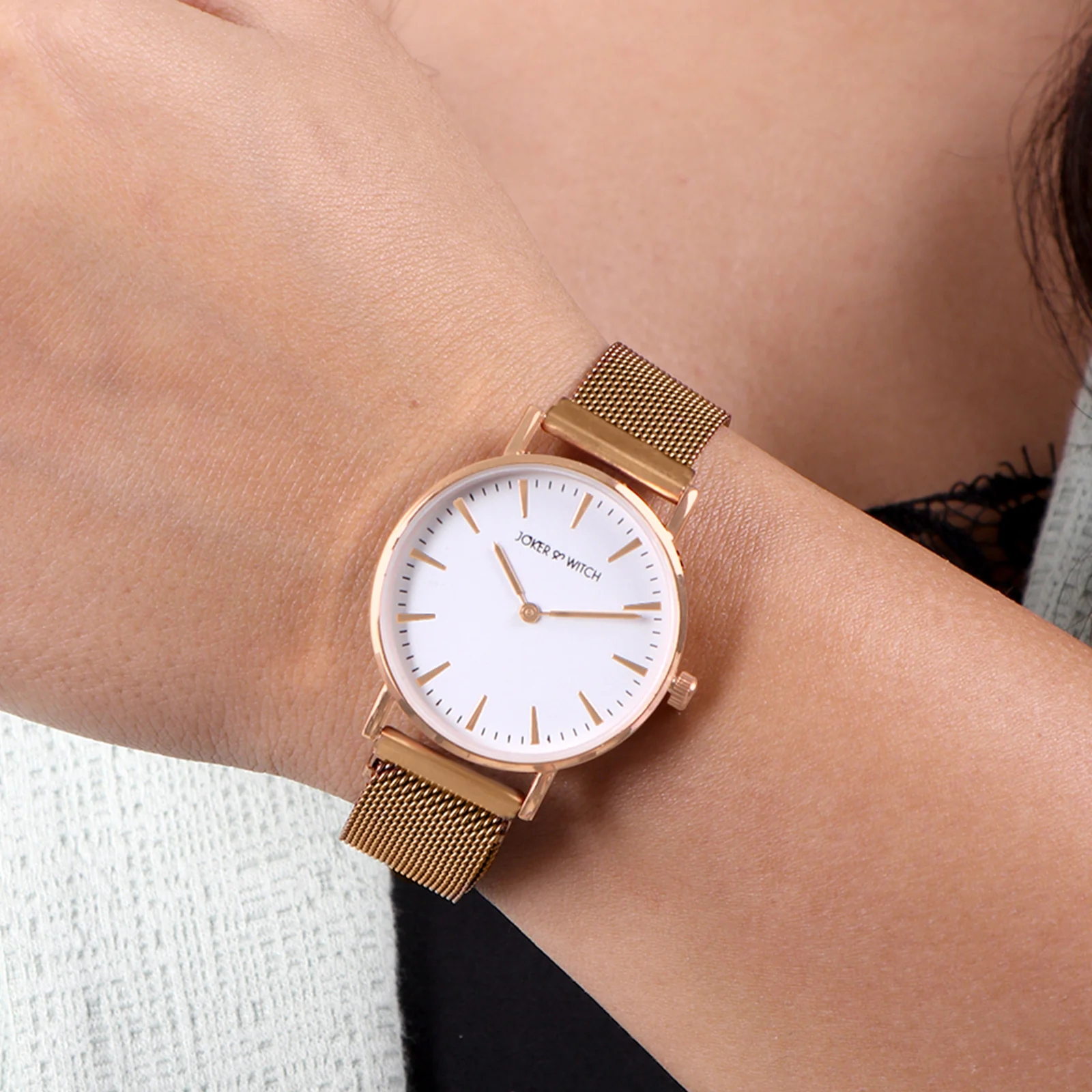 Ivy White Medium Dial Rose Gold Magnetic Strap Women's Watch - Image 3