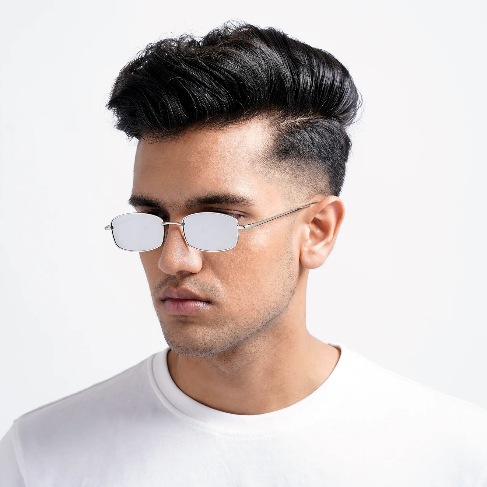 Jisu Rectangle Grey Sunglasses - Image 3