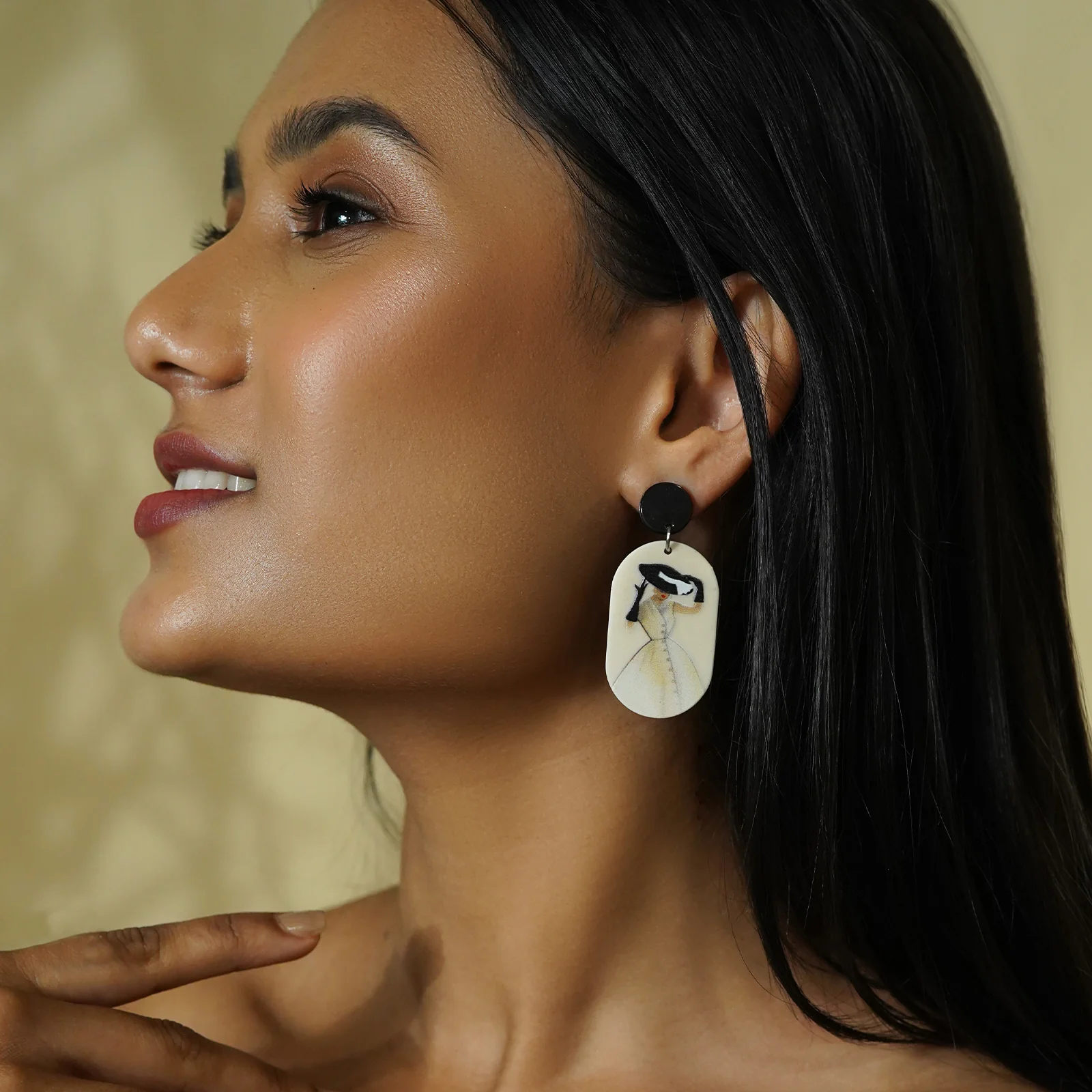 Lady In White Earrings - Image 2