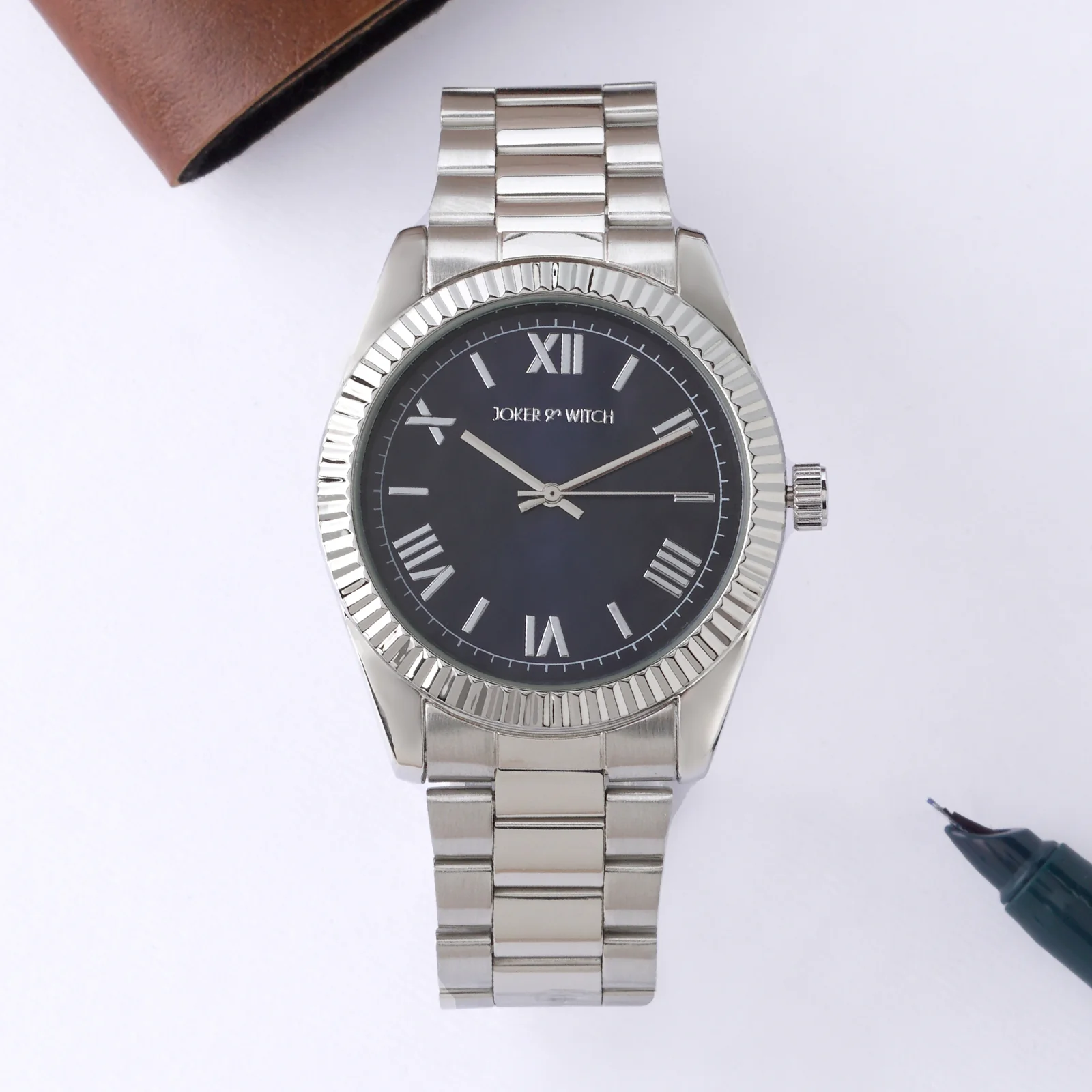 Leigh Blue Large Dial Silver Linked Chain Strap Men's Watch - Image 2