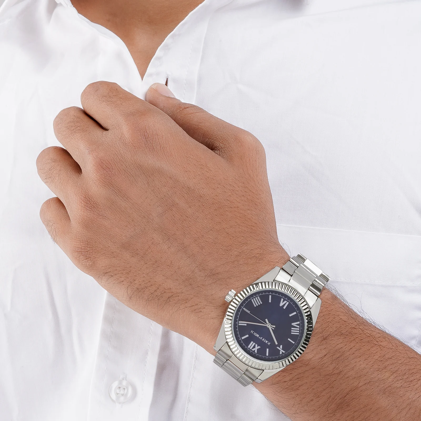 Leigh Blue Large Dial Silver Linked Chain Strap Men's Watch - Image 6