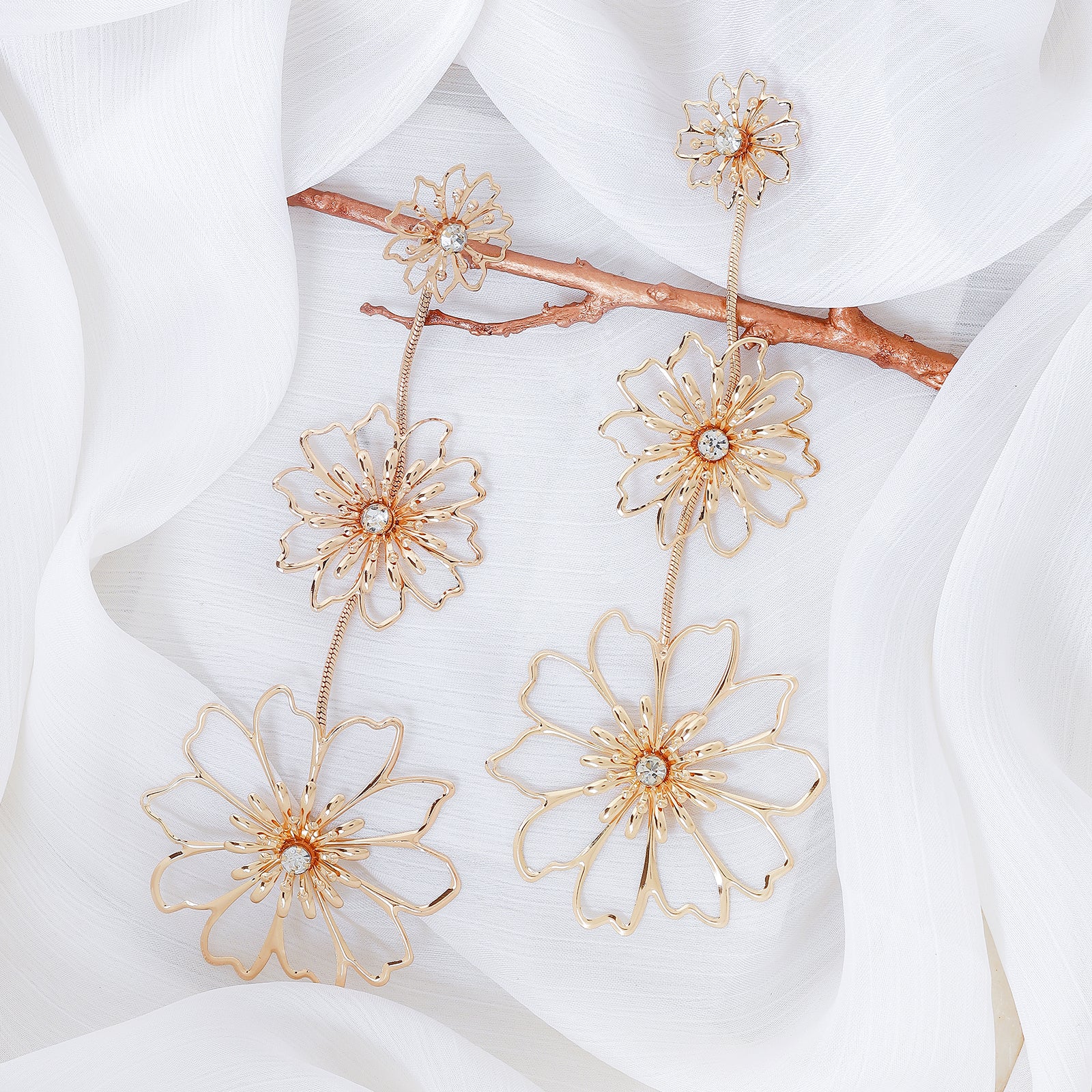 Liliana Gold Earrings - Image 2