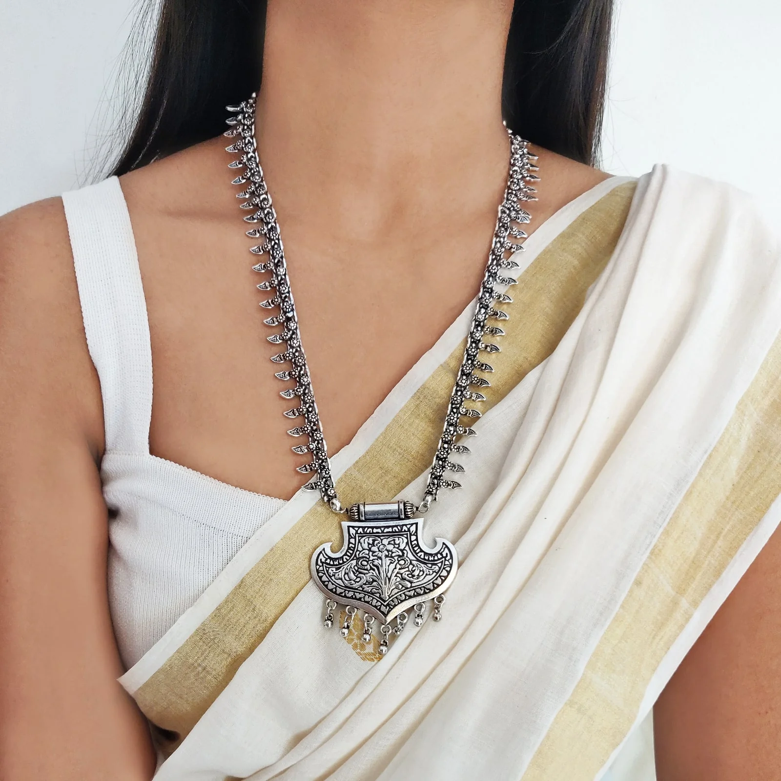 Mayra Silver Oxidized Necklace - Image 2