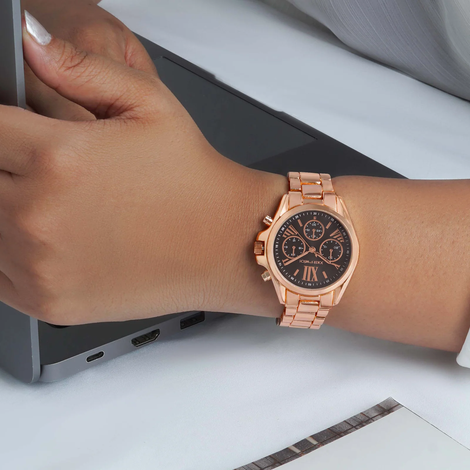 Meghan Black Large Dial Rose Gold Linked Chain Strap Women's Watch - Image 3
