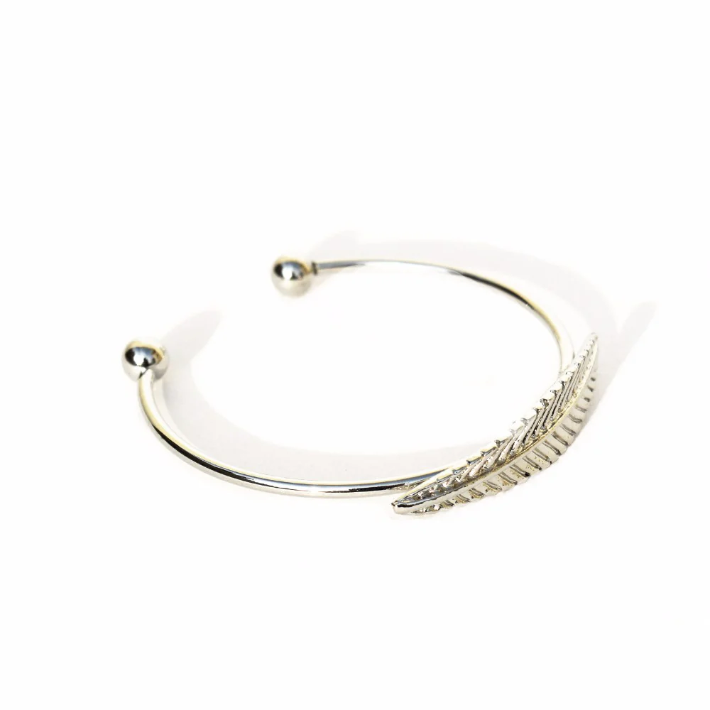 Minimalist Black Bracelet Stack - Image 3