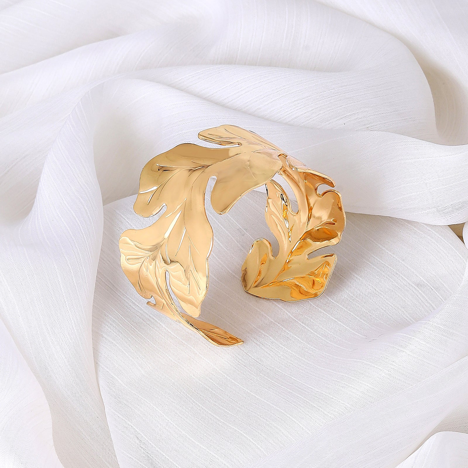 Myrtle Gold Bracelet - Image 2