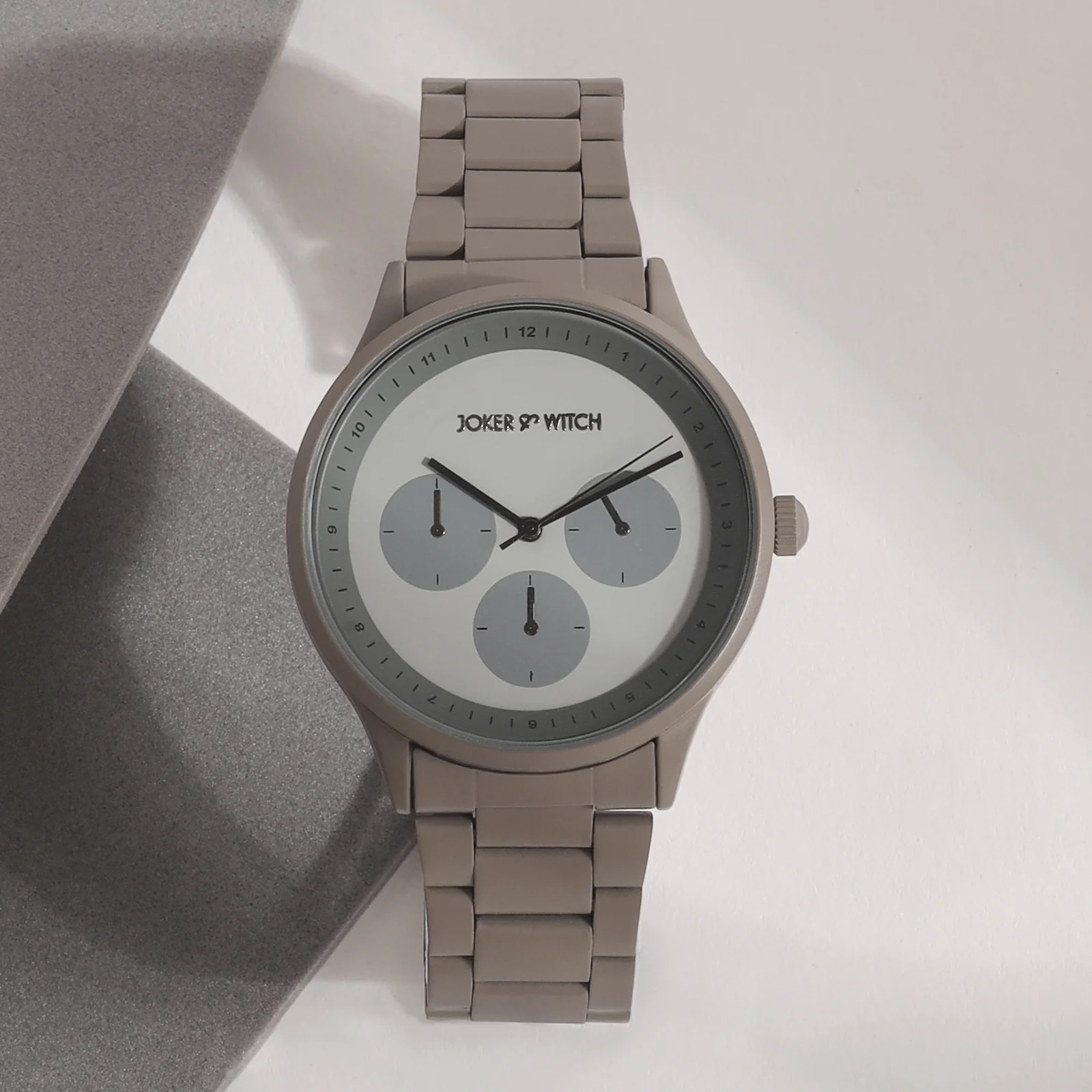 Nexus Grey Large Dial Linked Chain Strap Men's Watch - Image 3