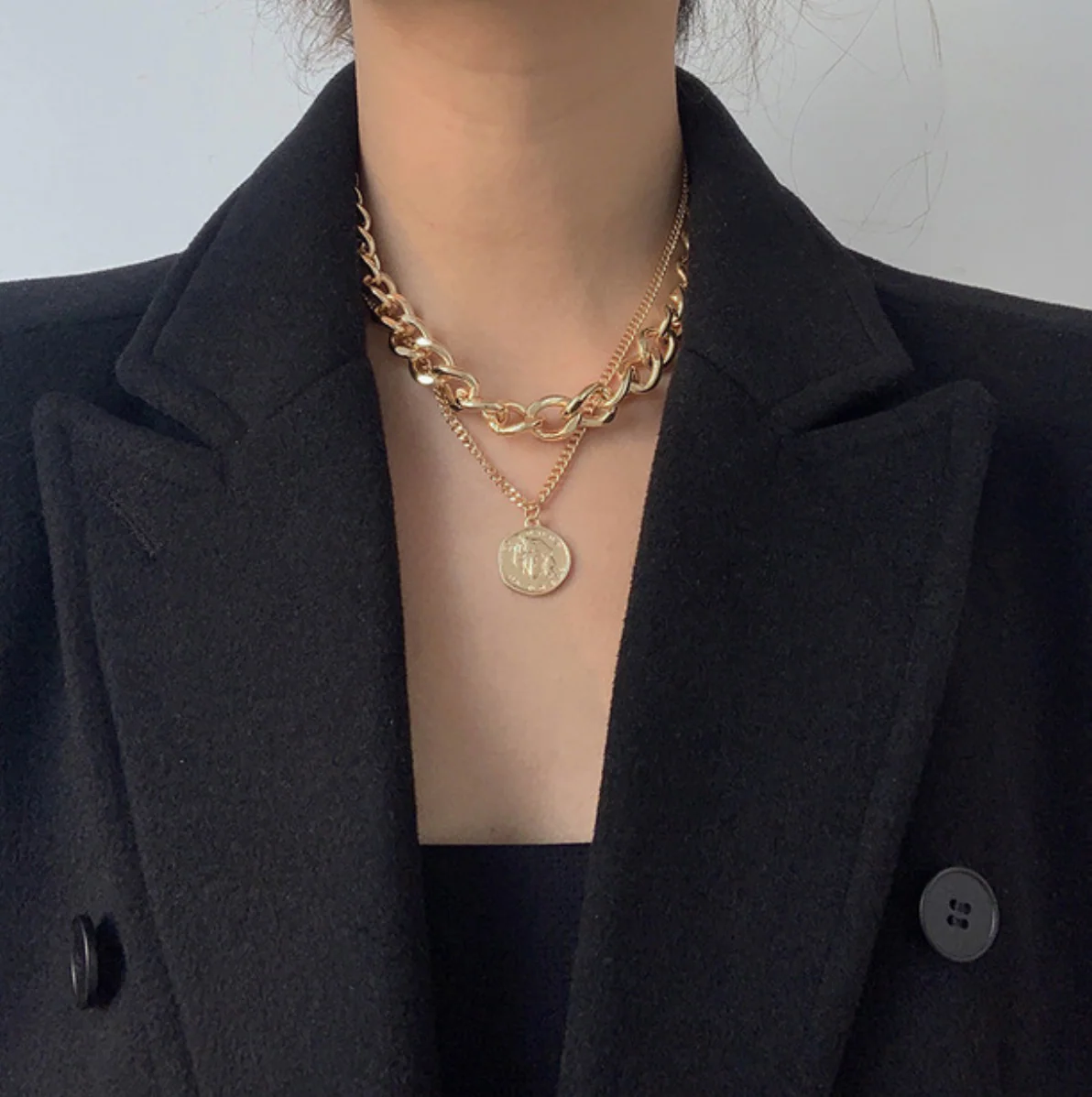 Nodo Chain Link Gold Layered Necklace - Image 2