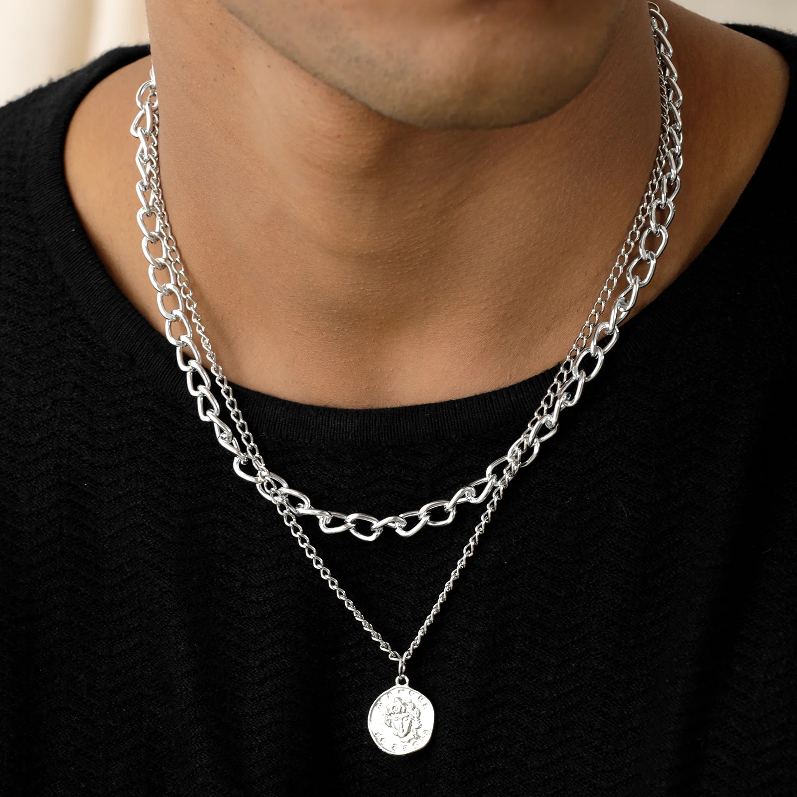 Nodo Chain Link Silver Layered Necklace - Image 6
