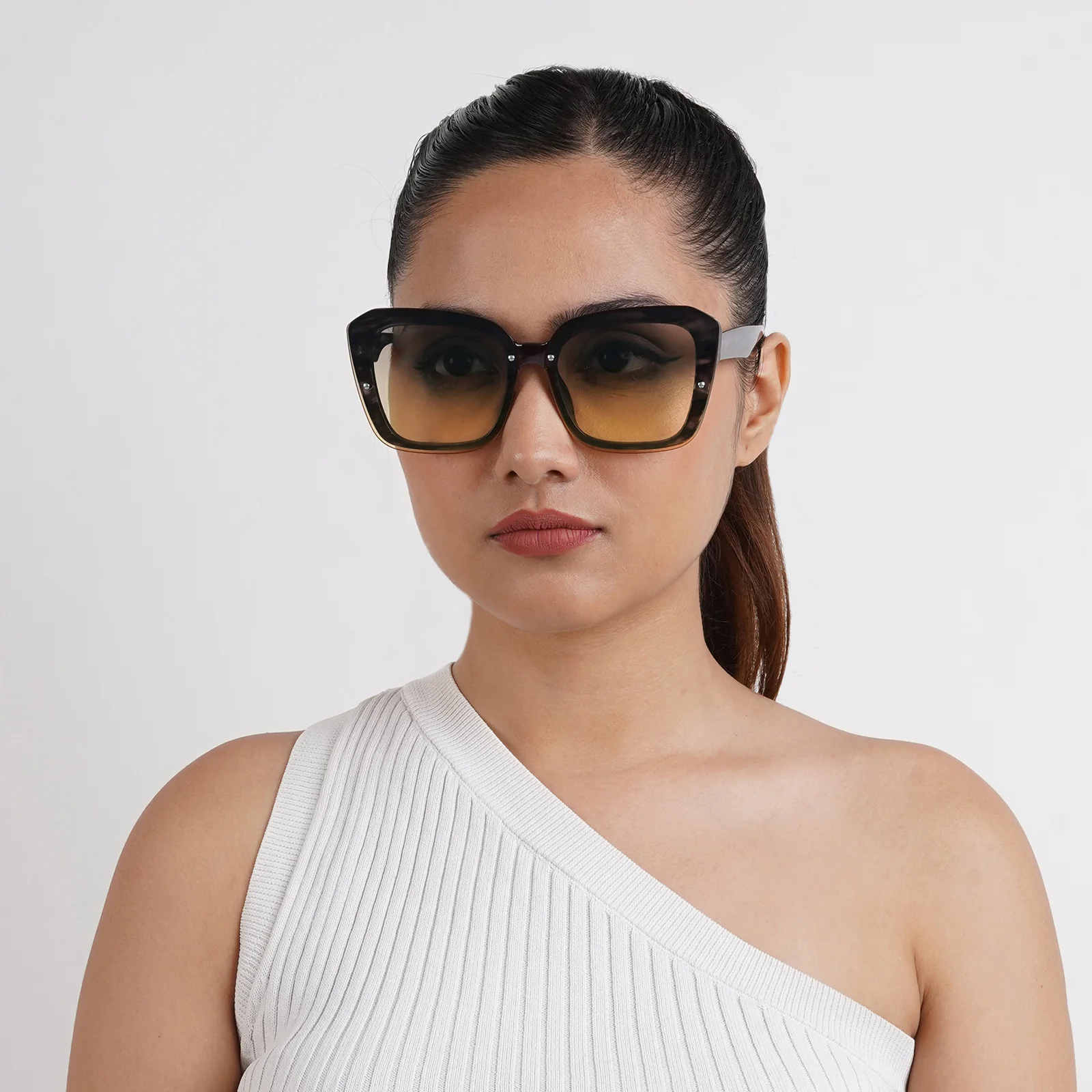Odette Yellow Sunglasses - Image 2