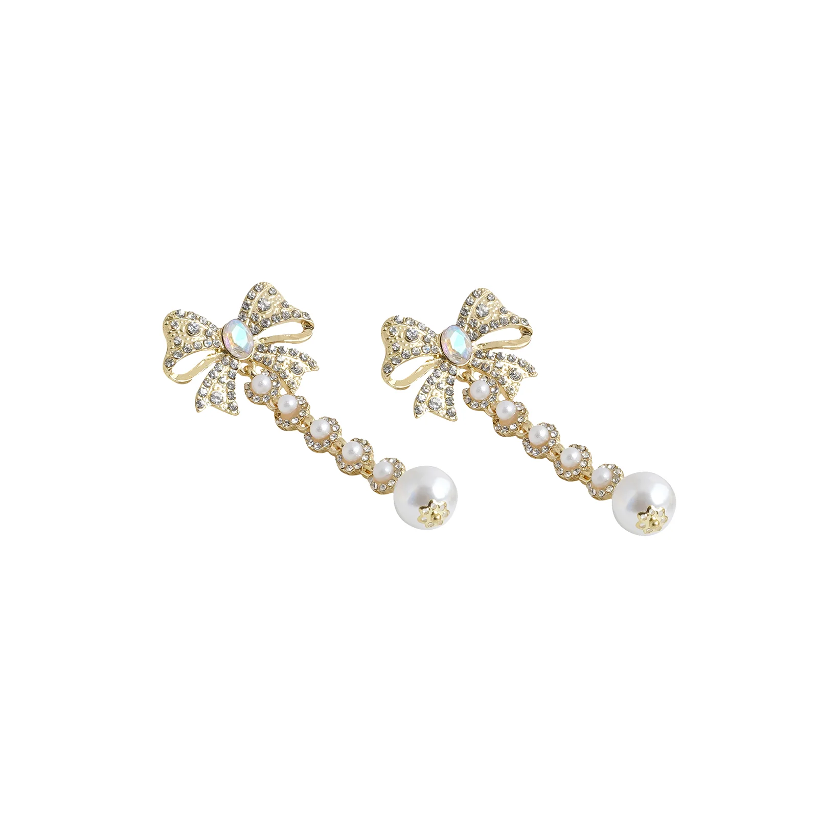 Pearly Present Gold Earring - Image 5