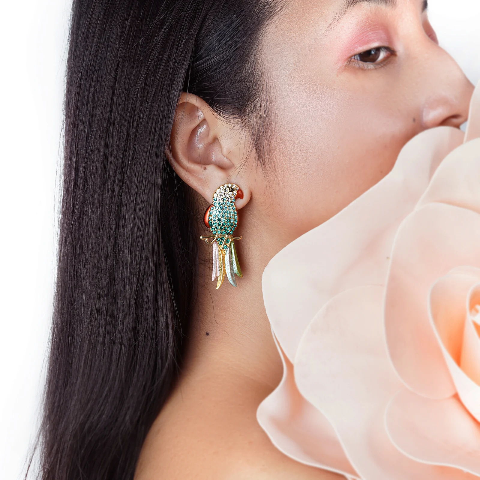 Peeki The Parrot Green Earring - Image 2