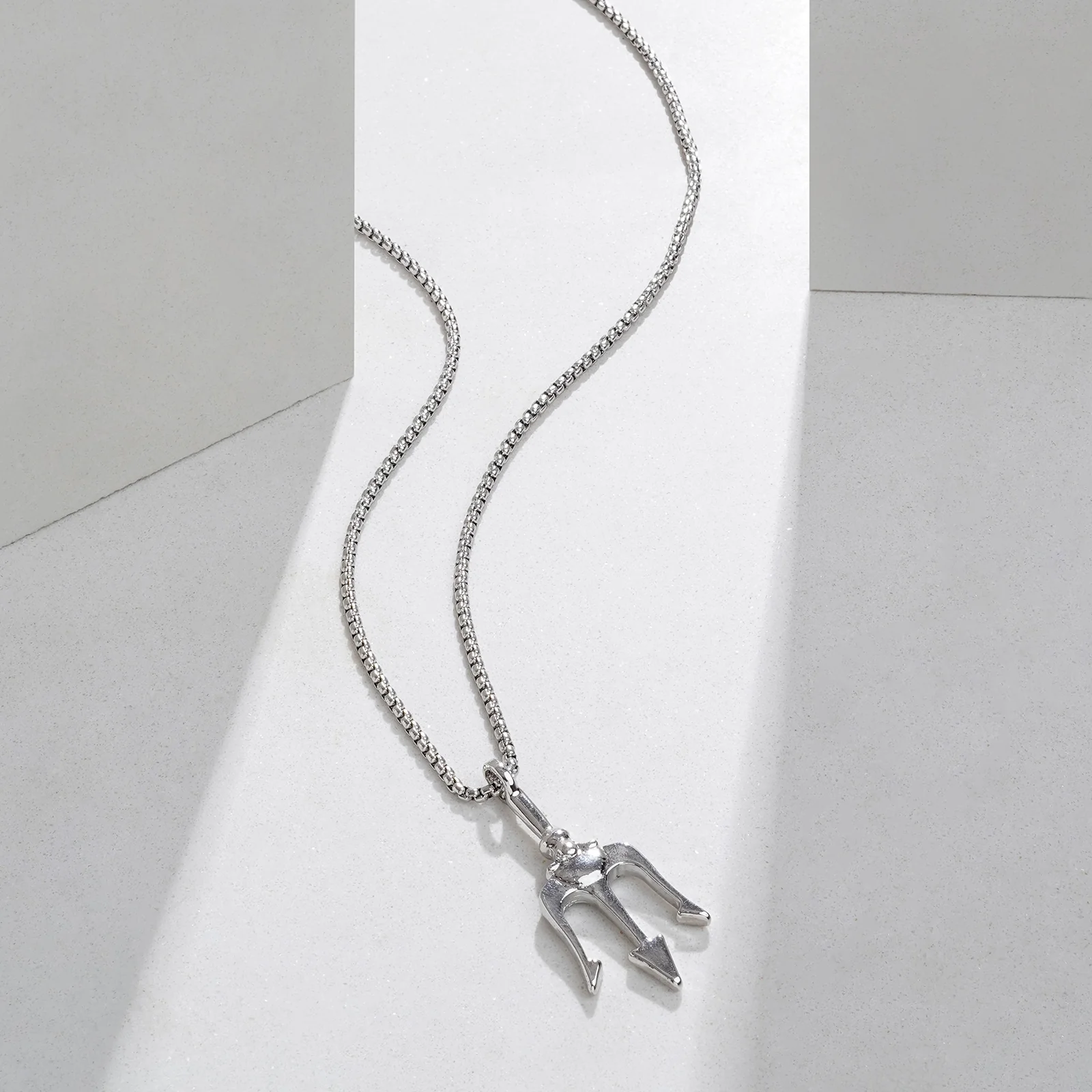Phoebus Silver Pendant Necklace - Image 2