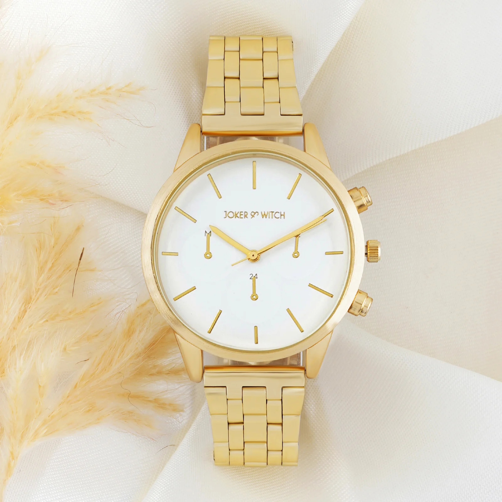 Prague White Large Dial Gold Linked Chain Strap Women's Watch - Image 2